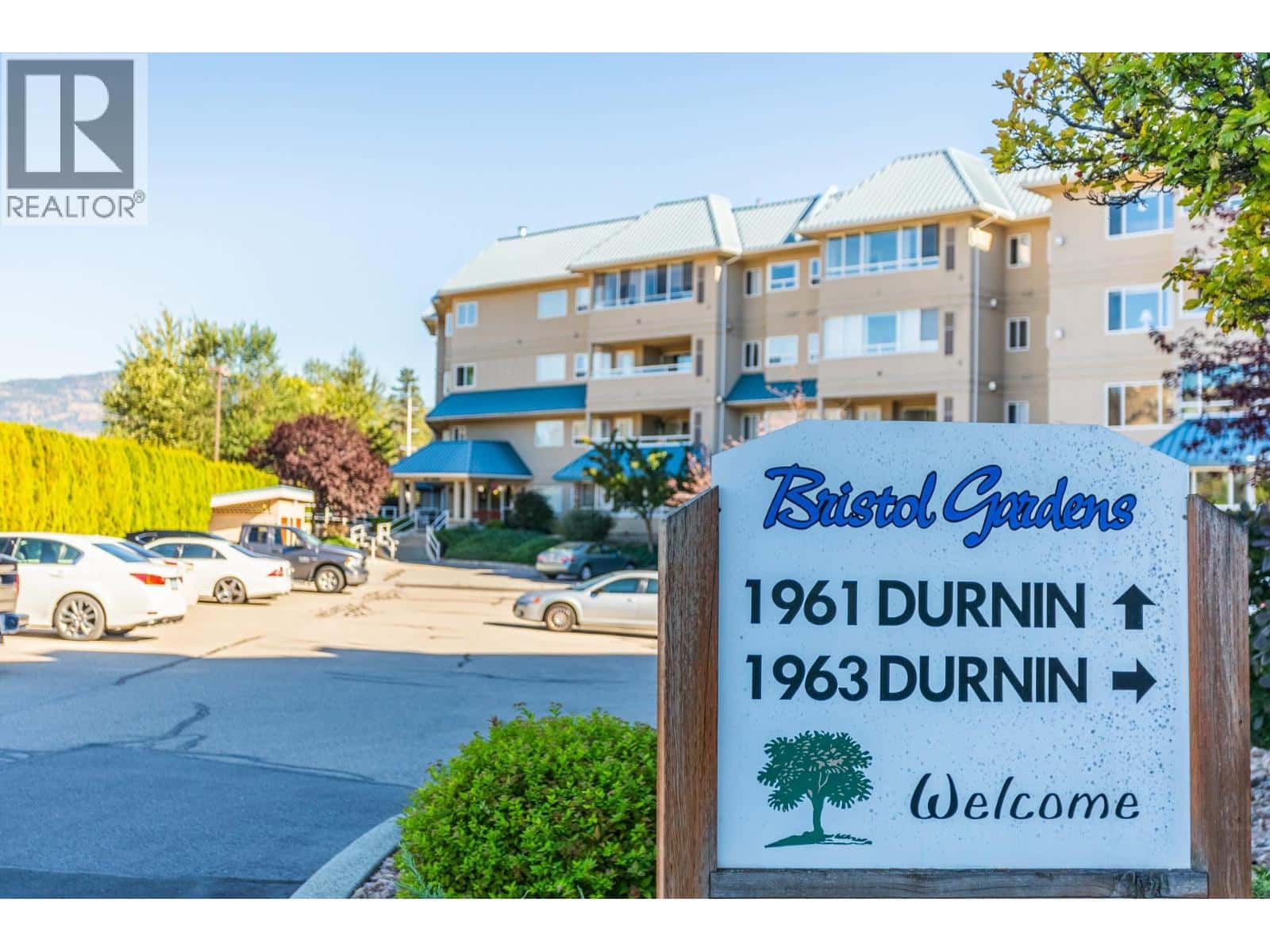 1961 Durnin Road Unit# 104 — Kelowna, British Columbia - Photo 2 of 28