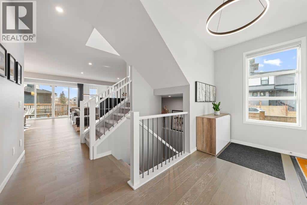 60 Harvest Hills Way NE — Calgary, Alberta - Photo 4 of 35