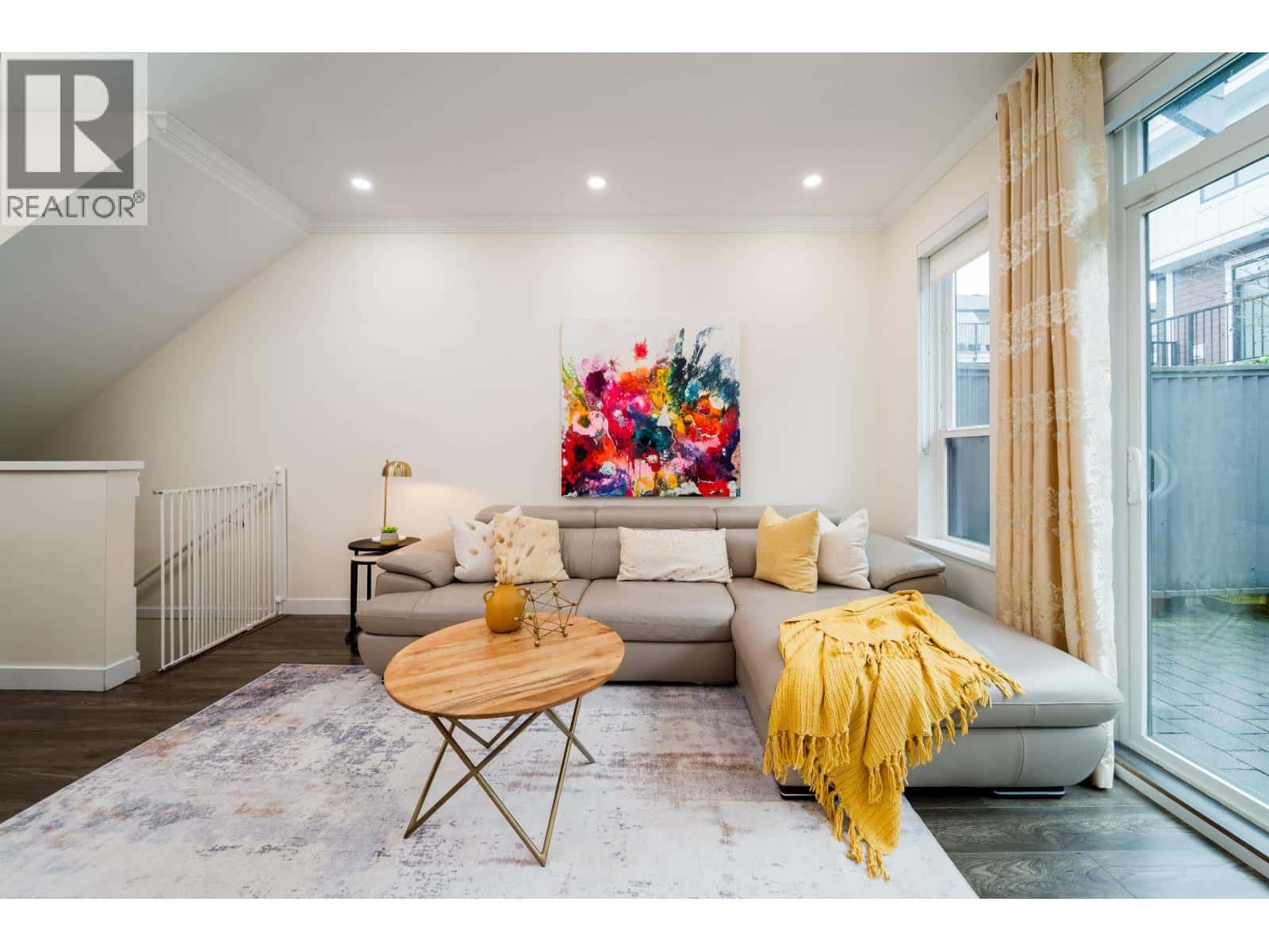 17 7039 MACPHERSON AVENUE — Burnaby, British Columbia - Photo 5 of 38