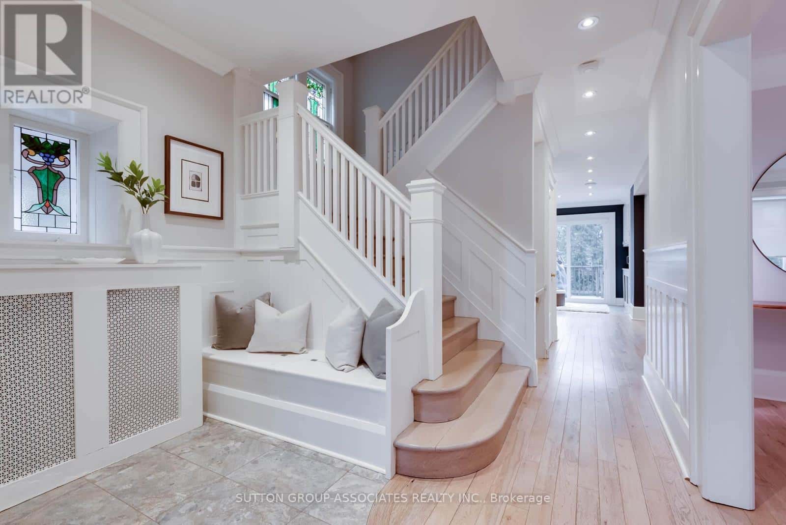 91 NORTHCLIFFE BOULEVARD — Toronto (Wychwood), Ontario - Photo 3 of 47