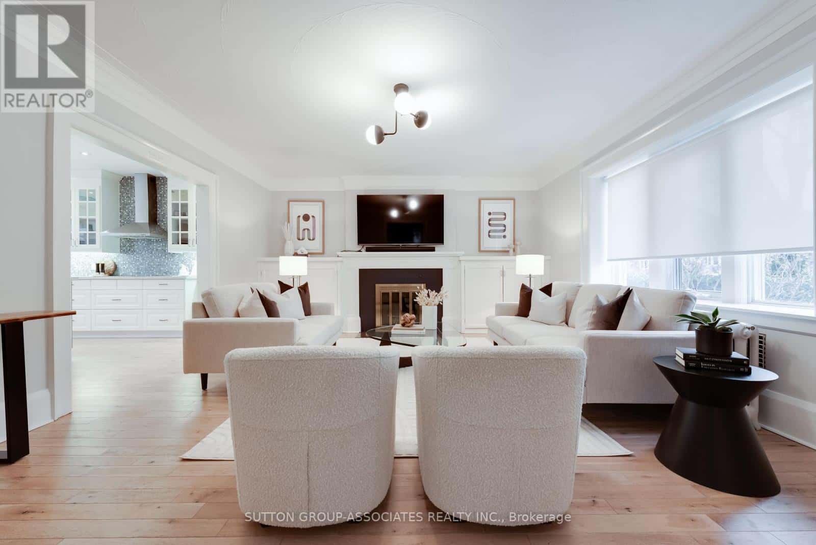 91 NORTHCLIFFE BOULEVARD — Toronto (Wychwood), Ontario - Photo 4 of 47