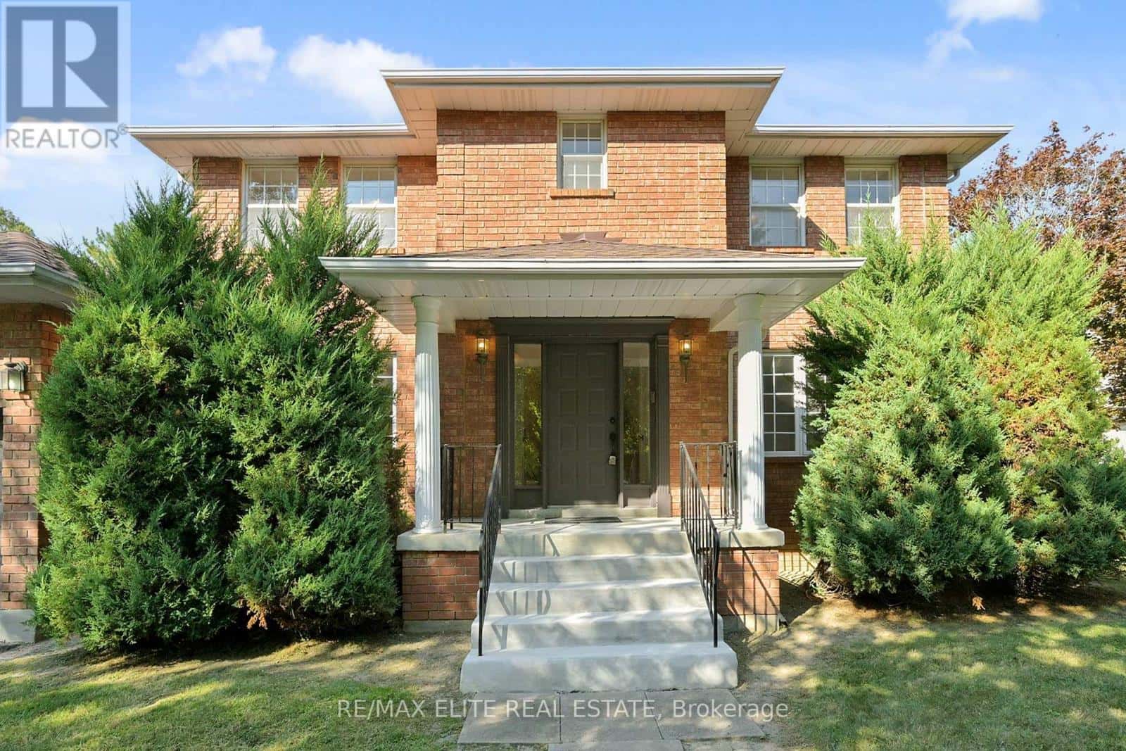 61 BEAUFORT HILLS ROAD — Richmond Hill (Oak Ridges), Ontario - Photo 5 of 44