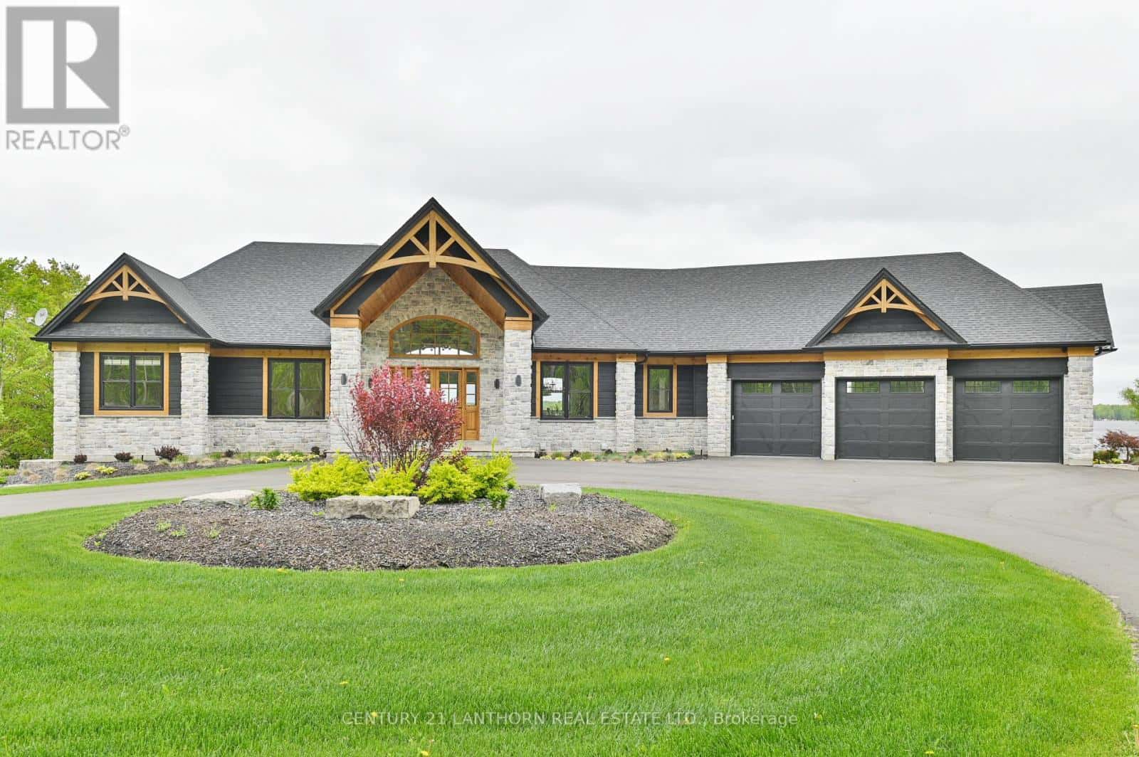 555 MILE POINT LANE — Centre Hastings, Ontario - Photo 2 of 50