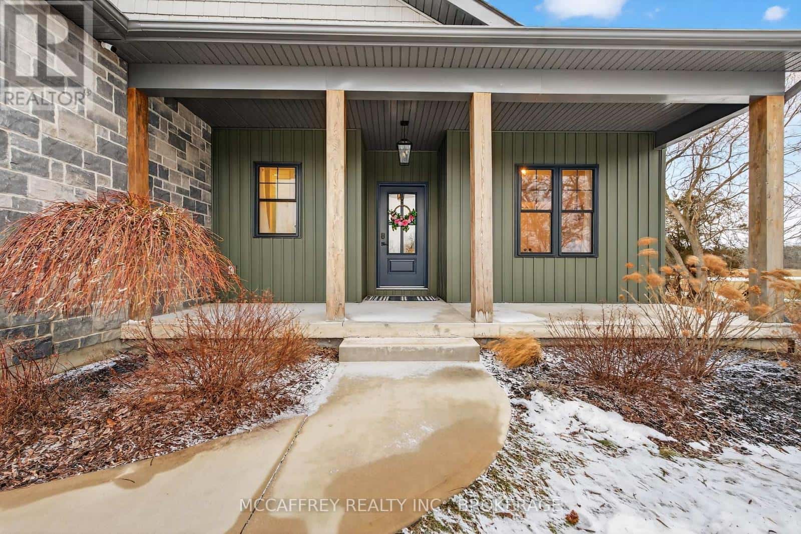 1930 COUNTY RD 9 — Greater Napanee (Greater Napanee), Ontario - Photo 2 of 47