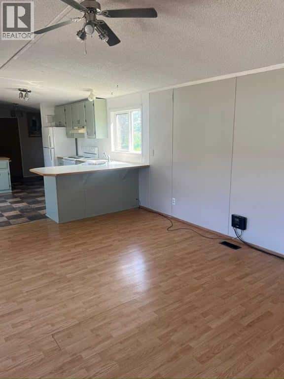 110373 Range Road 181 — Rural Mackenzie County, Alberta - Photo 5 of 25