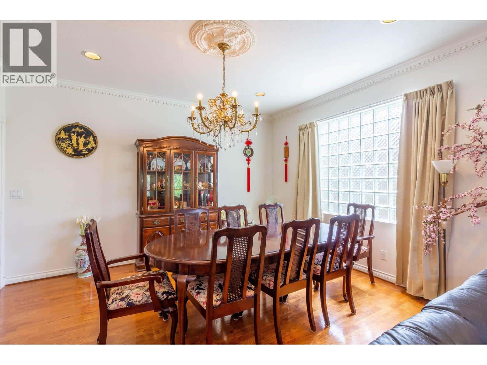 7286 BARNET ROAD — Burnaby, British Columbia - Photo 5 of 39