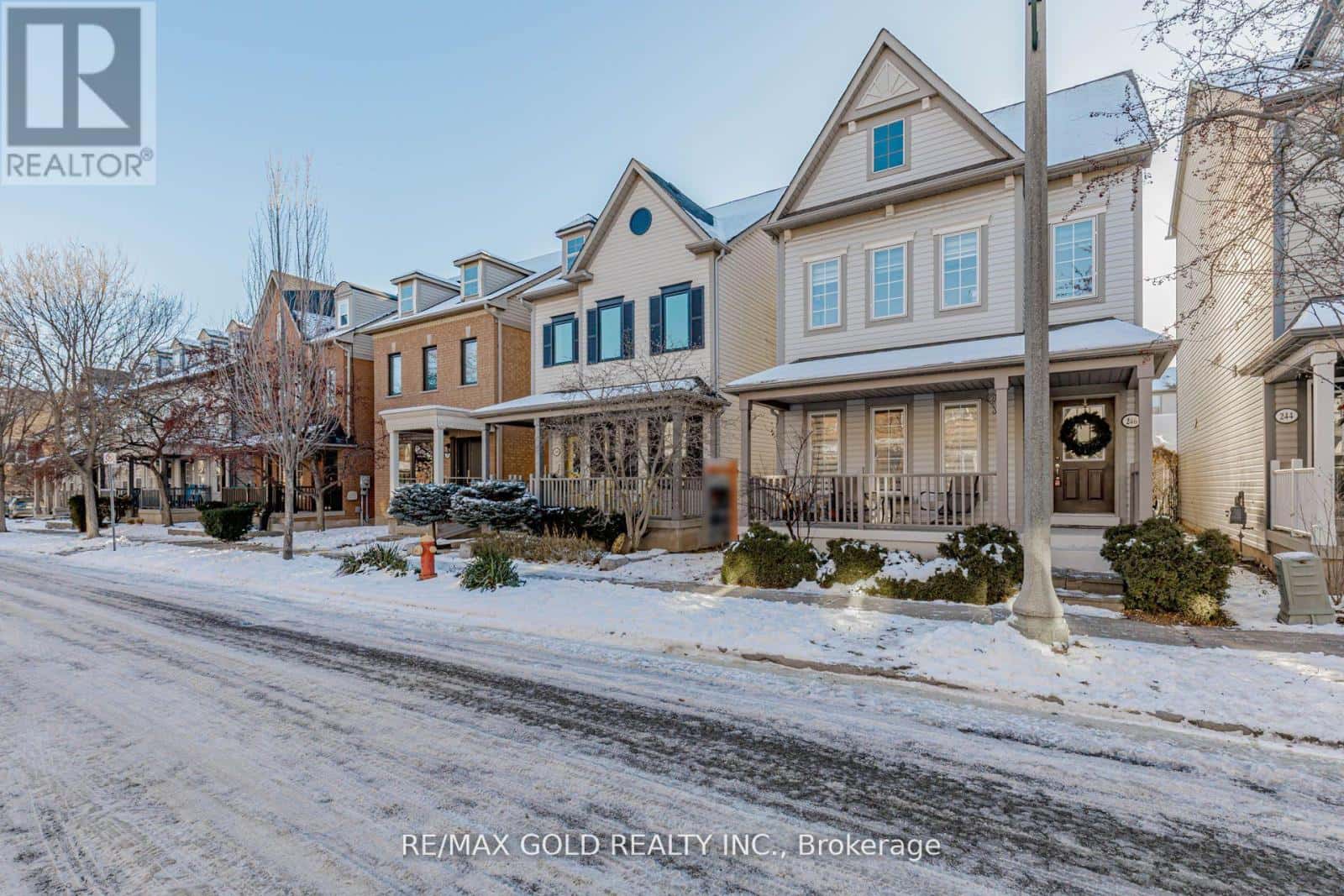 246 LITTLEWOOD DRIVE — Oakville (RO River Oaks), Ontario - Photo 2 of 49