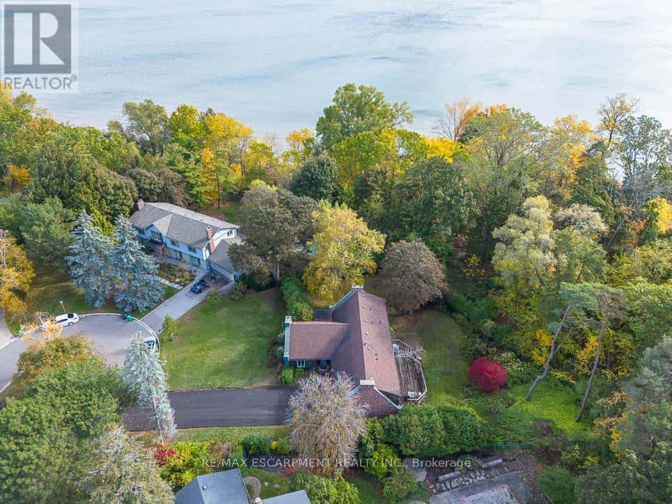 1294 GATEHOUSE DRIVE — Mississauga (Clarkson), Ontario - Photo 4 of 39