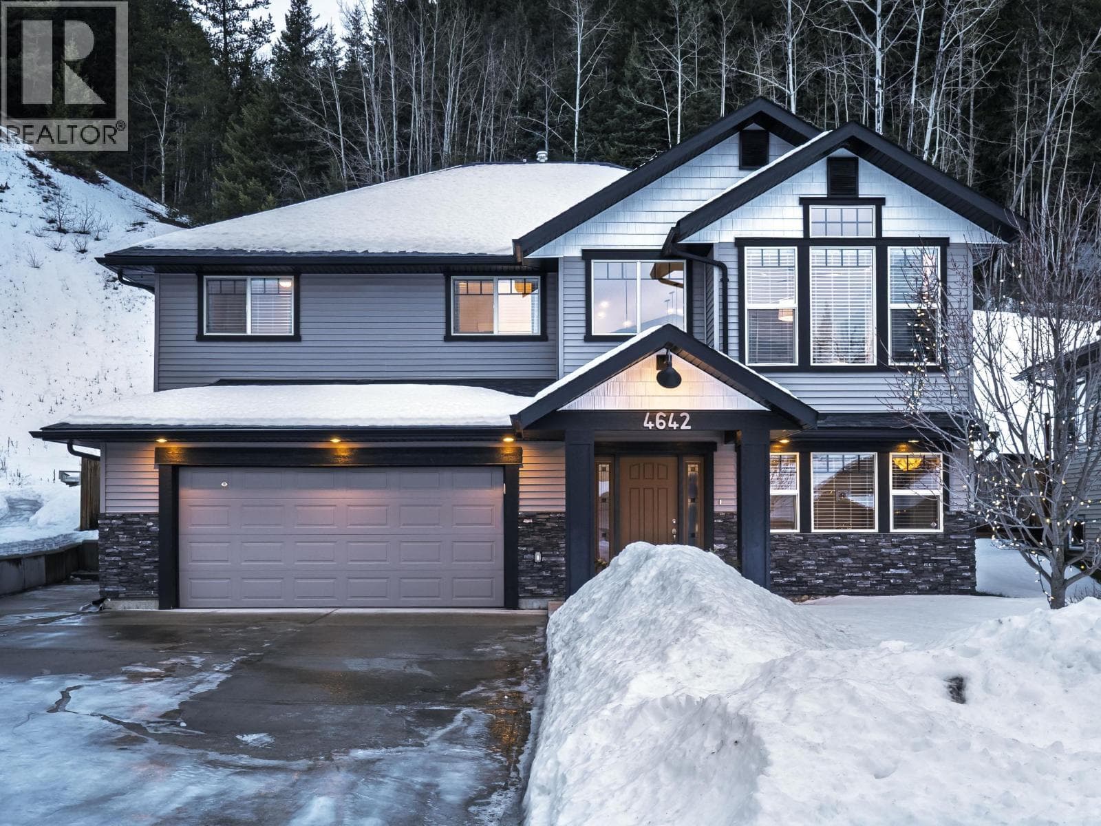 4642 AVTAR PLACE — Prince George, British Columbia - Main photo