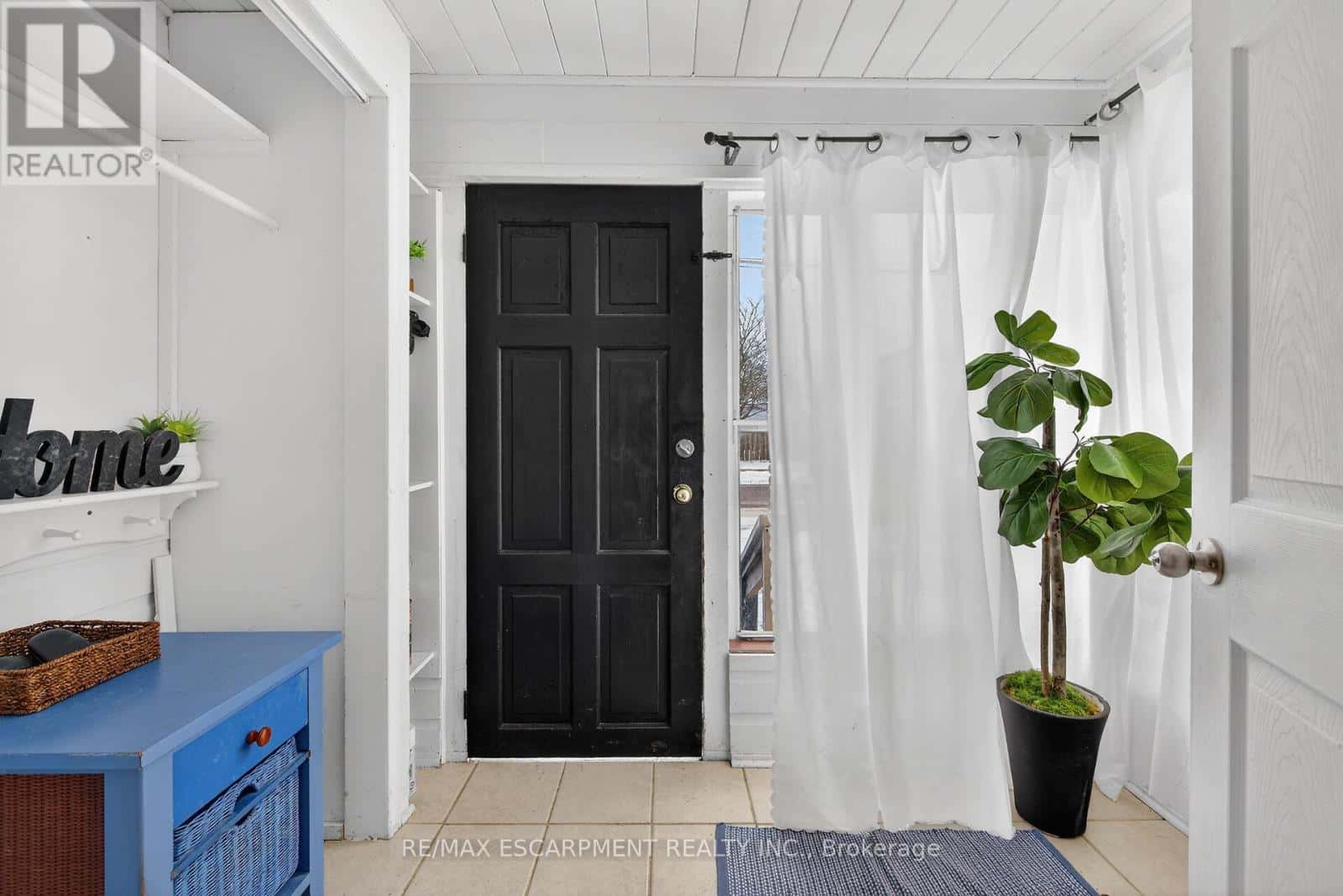 3824 ROXBOROUGH AVENUE — Fort Erie (Crystal Beach), Ontario - Photo 5 of 41