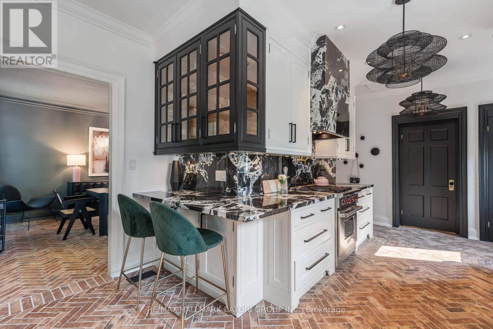 171 OLD FOREST HILL ROAD — Toronto (Forest Hill North), Ontario - Photo 3 of 42