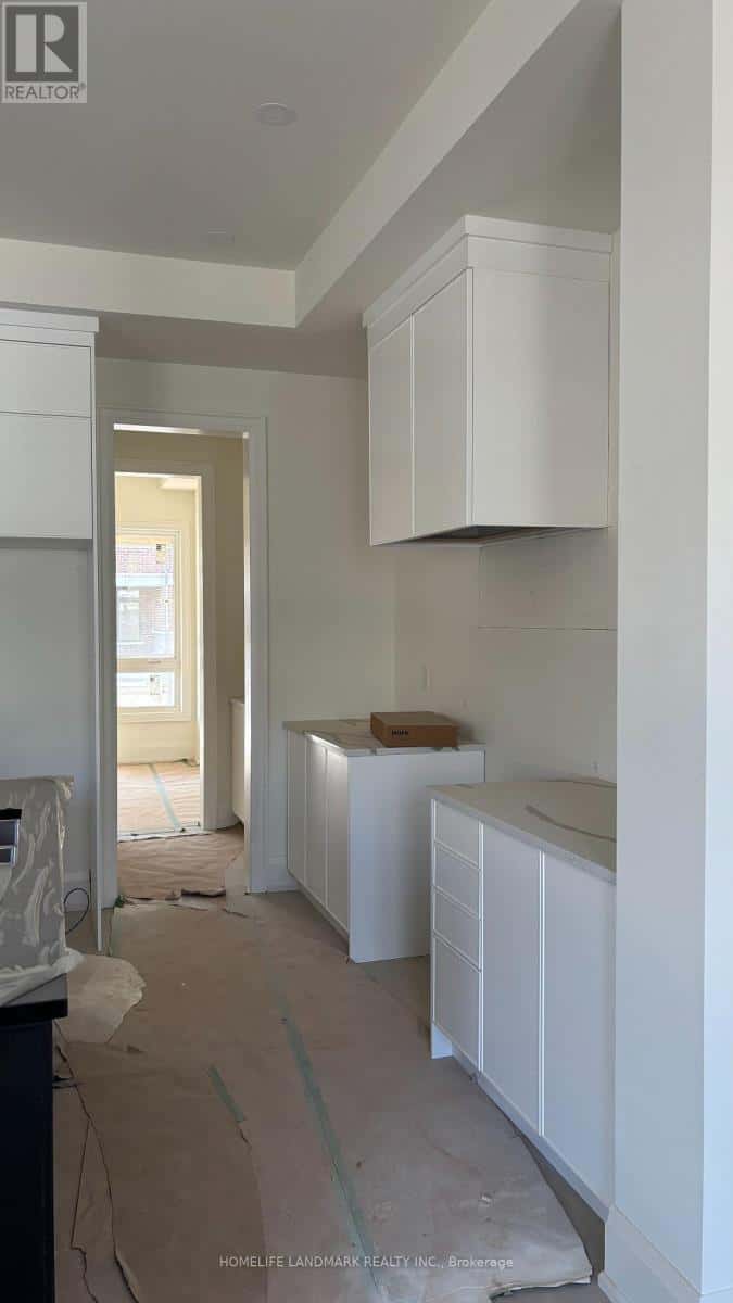 3316 TAHA GARDENS — Oakville (GO Glenorchy), Ontario - Photo 5 of 18