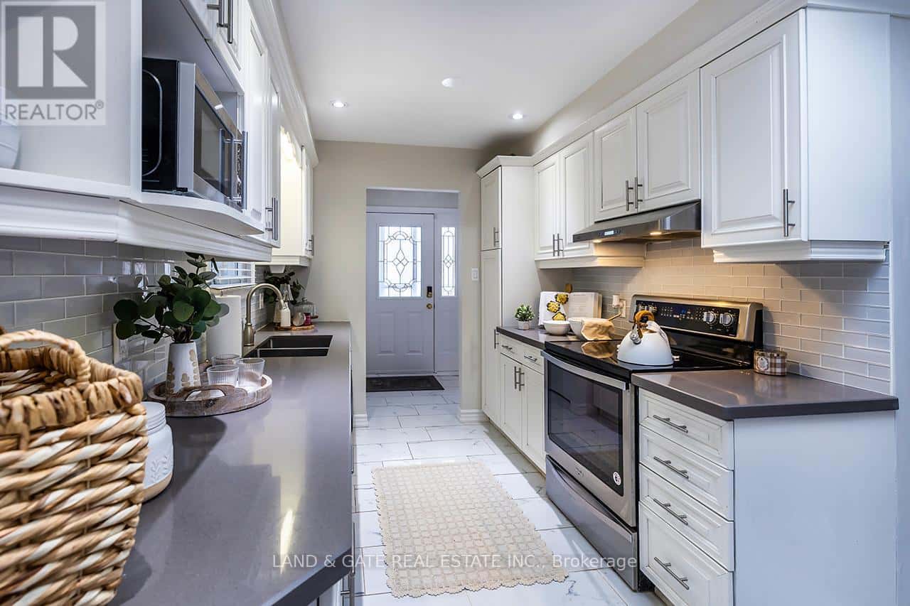 1184 ELDORADO AVENUE — Oshawa (Eastdale), Ontario - Photo 5 of 28