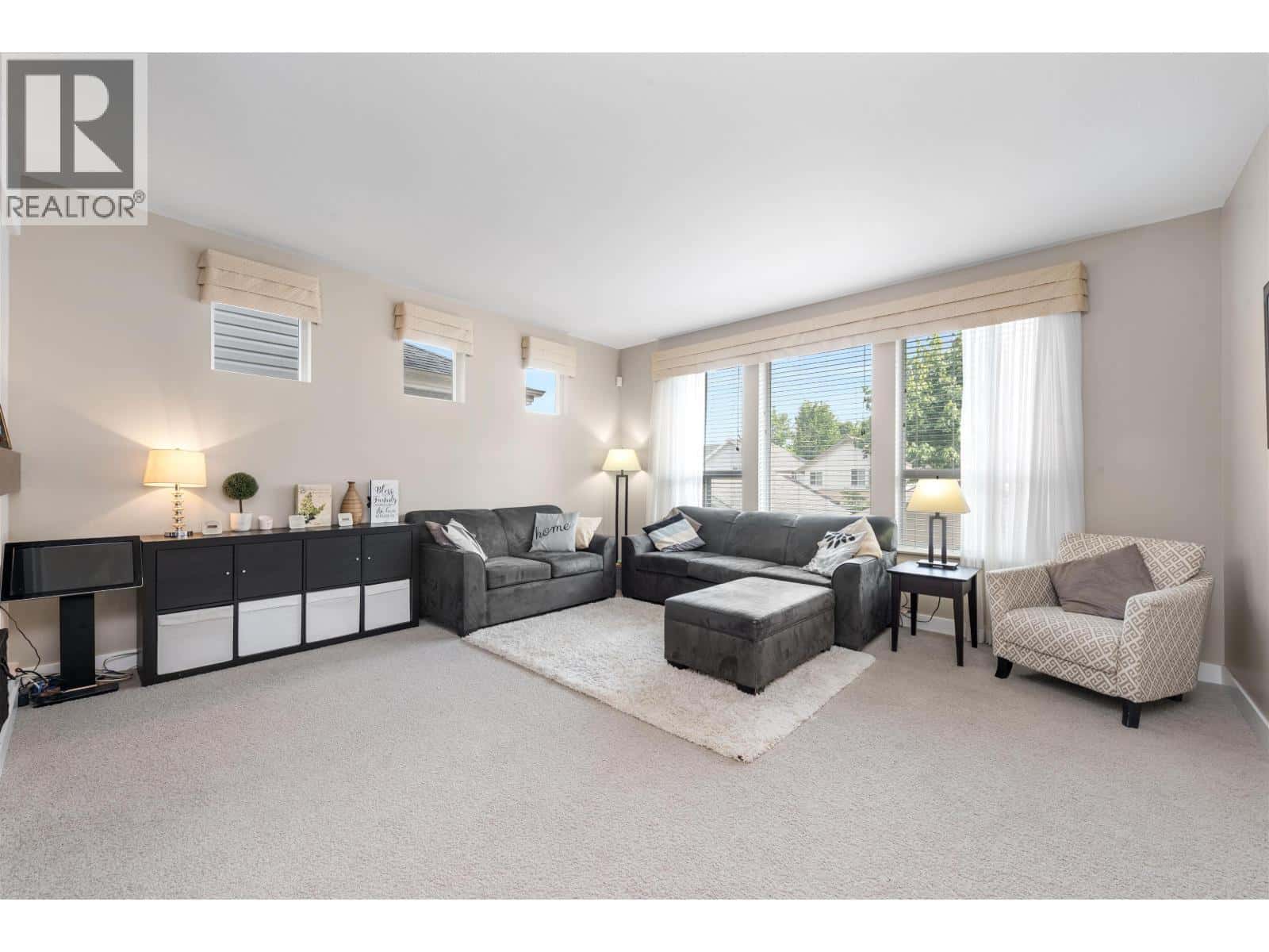 3382 DARWIN AVENUE — Coquitlam, British Columbia - Photo 2 of 30