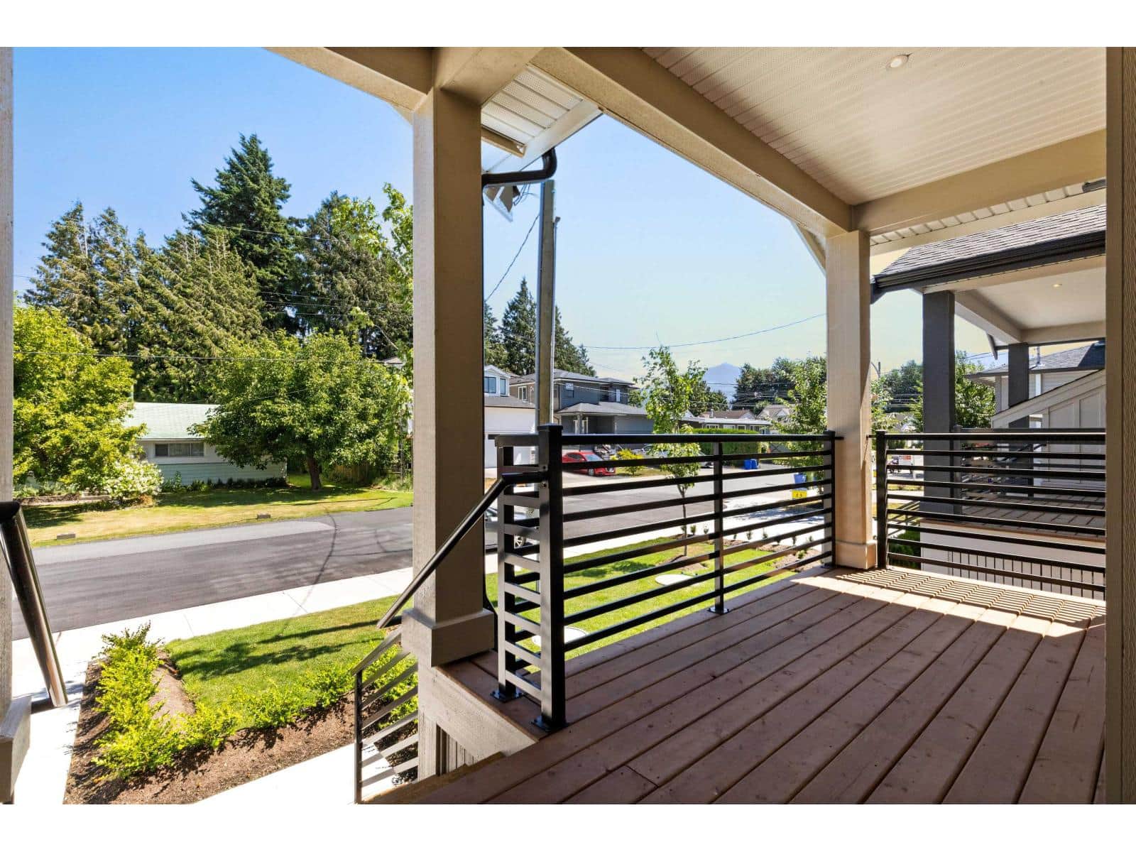 7139 ELWOOD DRIVE, Sardis West Vedder - Photo 4 of 40, Chilliwack, British Columbia