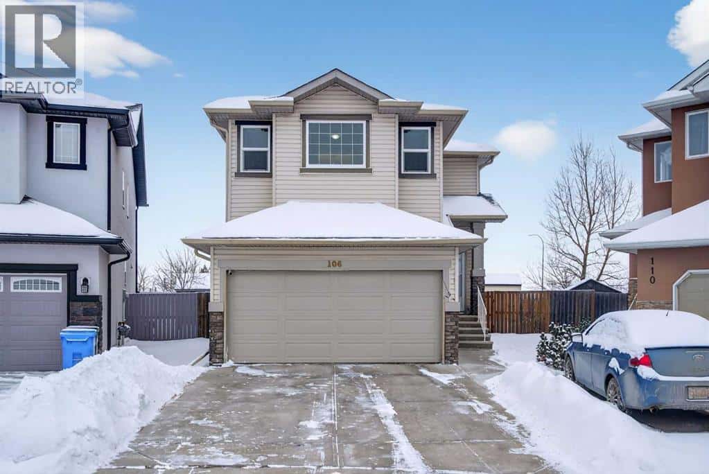 106 Saddlecrest Crescent NE — Calgary, Alberta - Photo 2 of 33