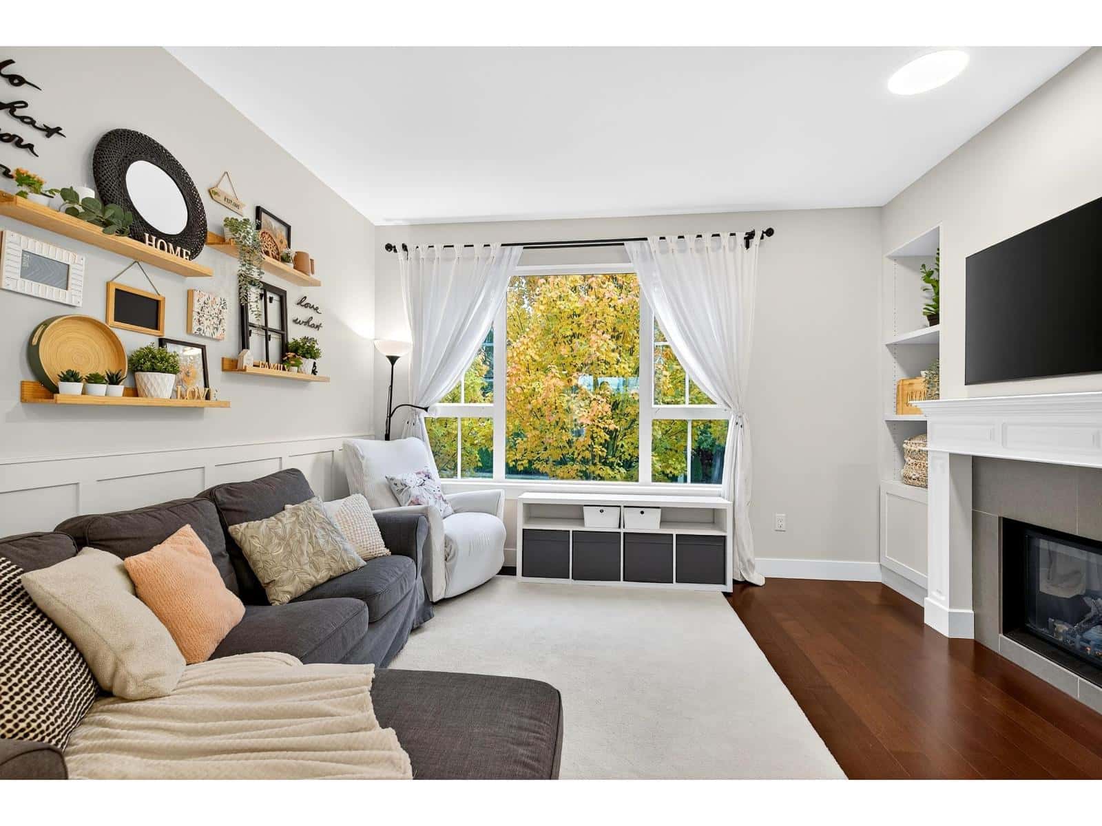 153 2501 161A STREET — Surrey, British Columbia - Photo 3 of 39