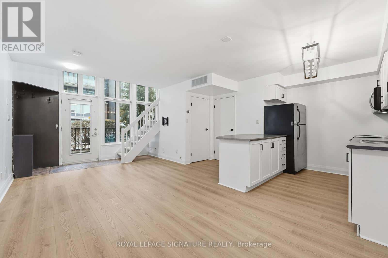 1105 - 50 EAST LIBERTY STREET — Toronto (Niagara), Ontario - Photo 4 of 16