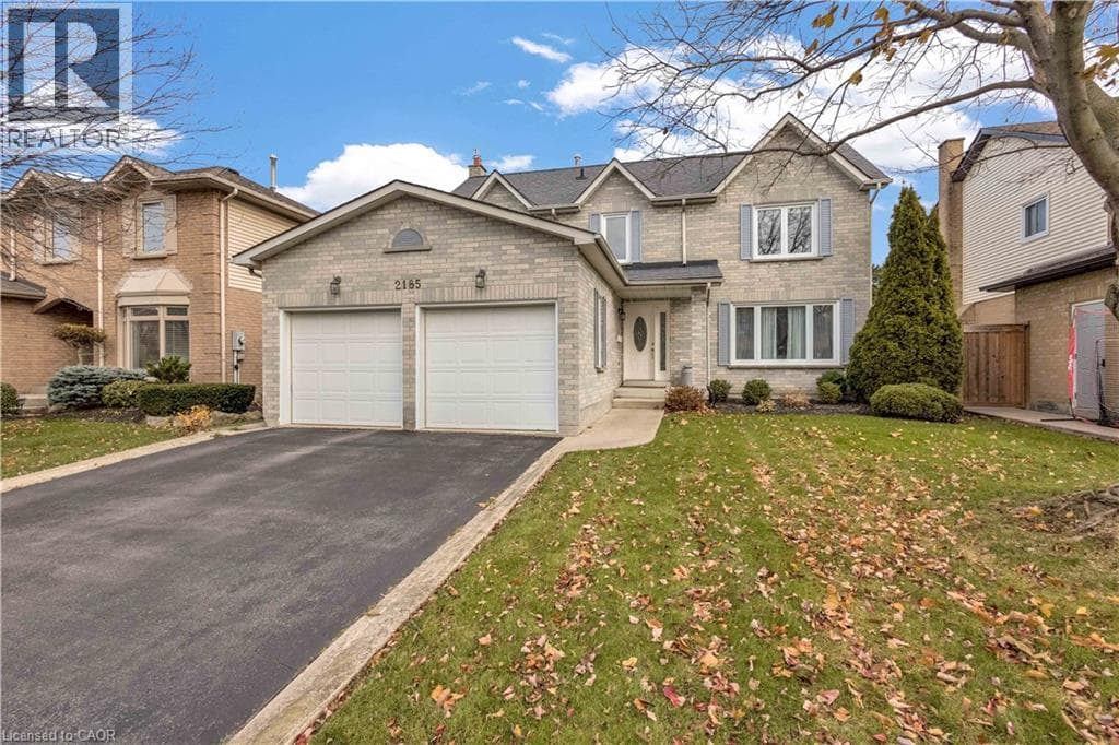 2185 VISTA Drive — Burlington, Ontario - Main photo