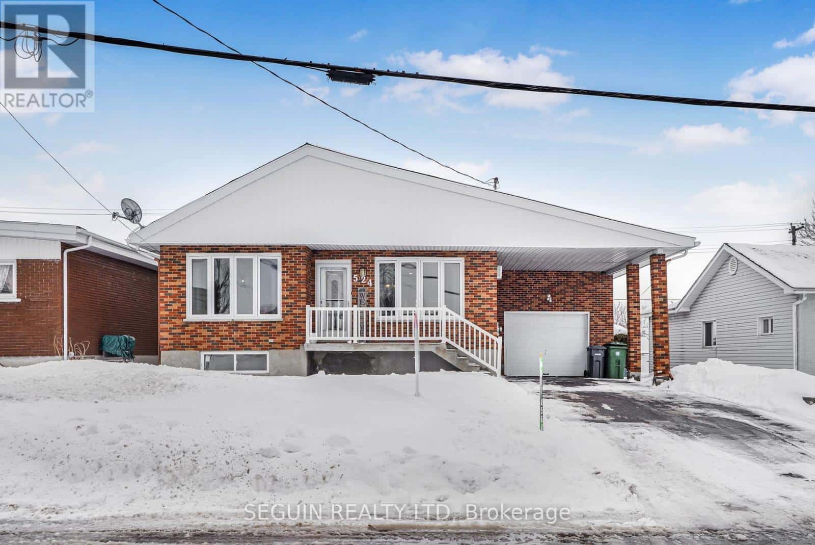 524 CATHERINE STREET — Hawkesbury, Ontario - Photo 2 of 28