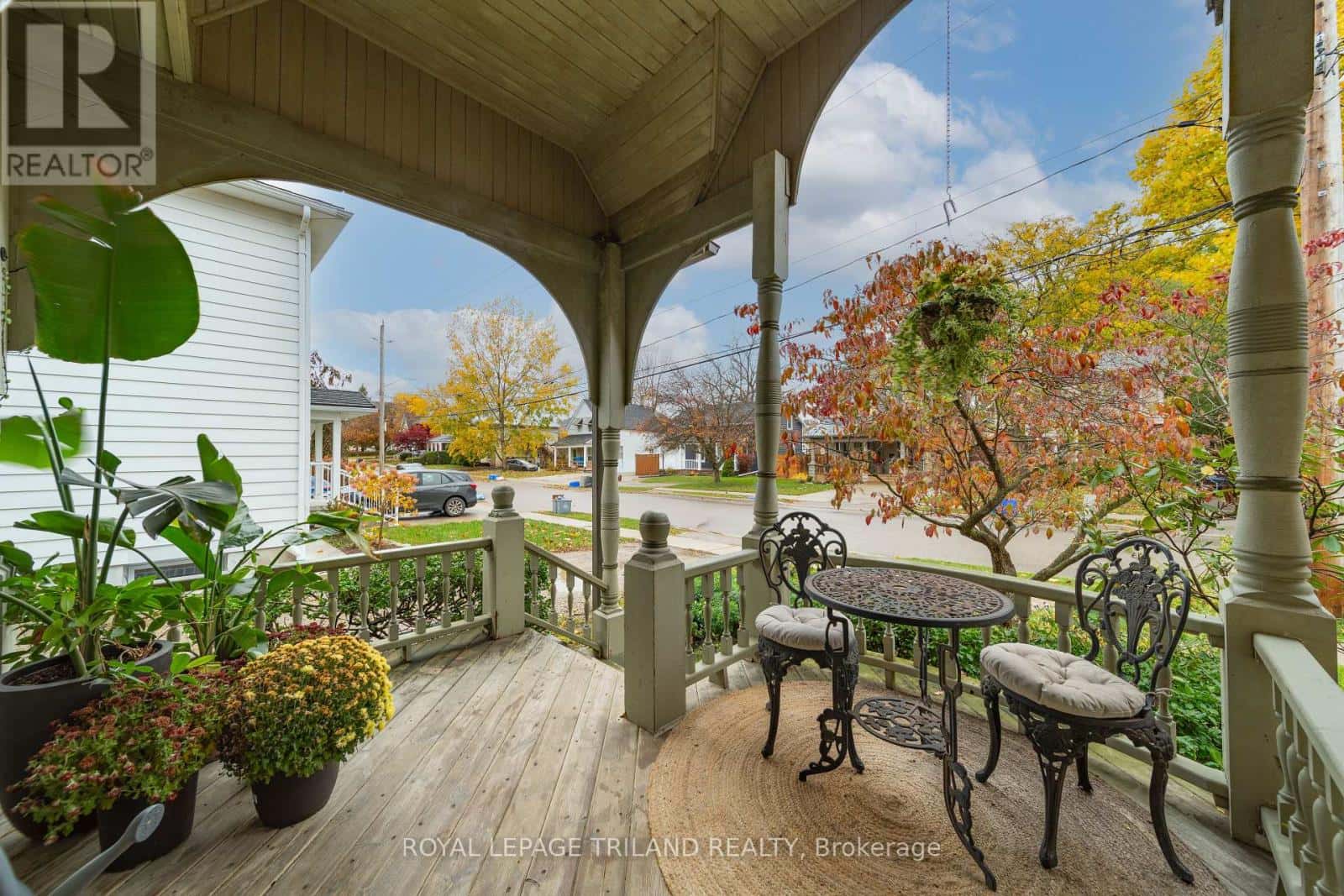 34 GLADSTONE AVENUE — St. Thomas, Ontario - Photo 4 of 34