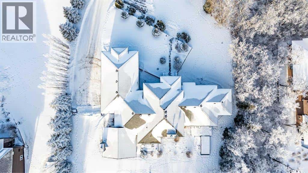 71, 26540 Highway 11 Highway — Rural Red Deer County, Alberta - Photo 3 of 48