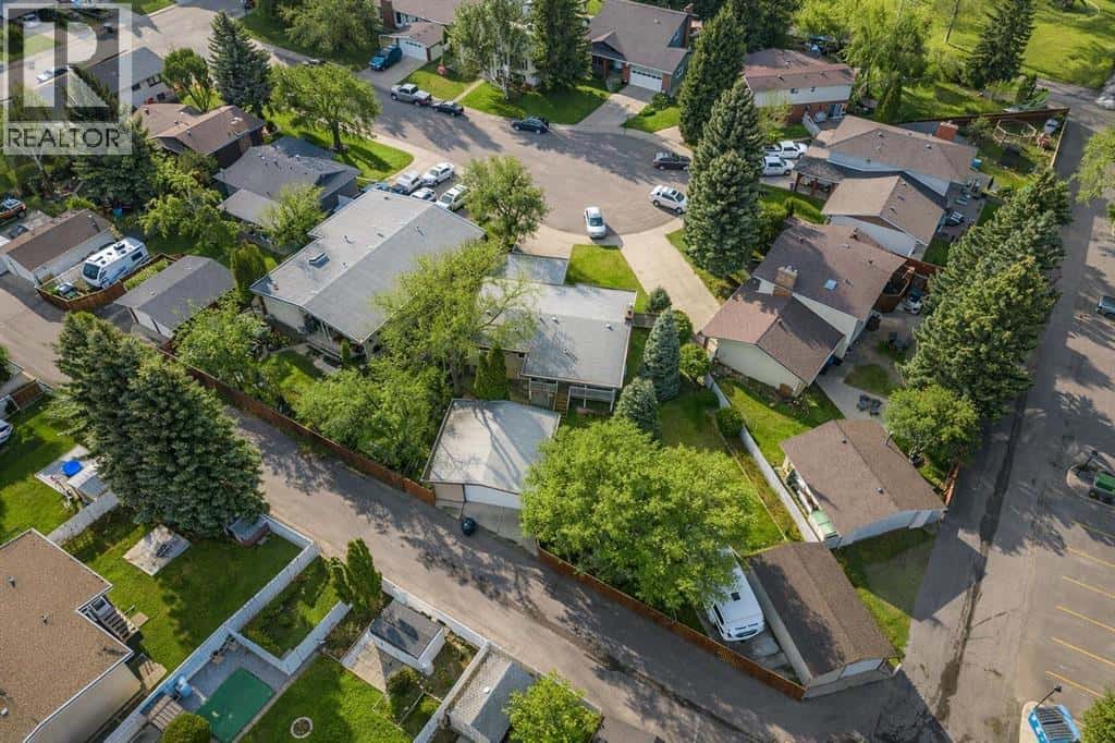 2017 16 Street N — Lethbridge, Alberta - Photo 5 of 48