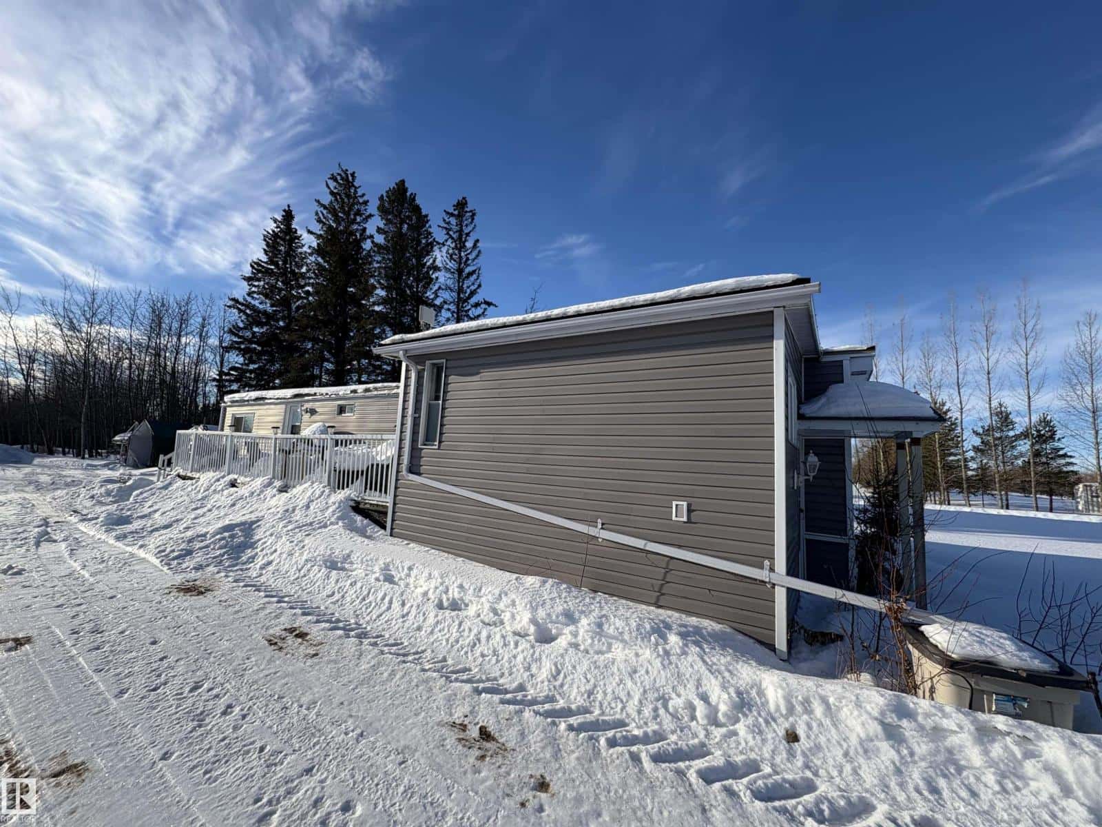 5135 50 AV — Warspite, Alberta - Photo 2 of 2