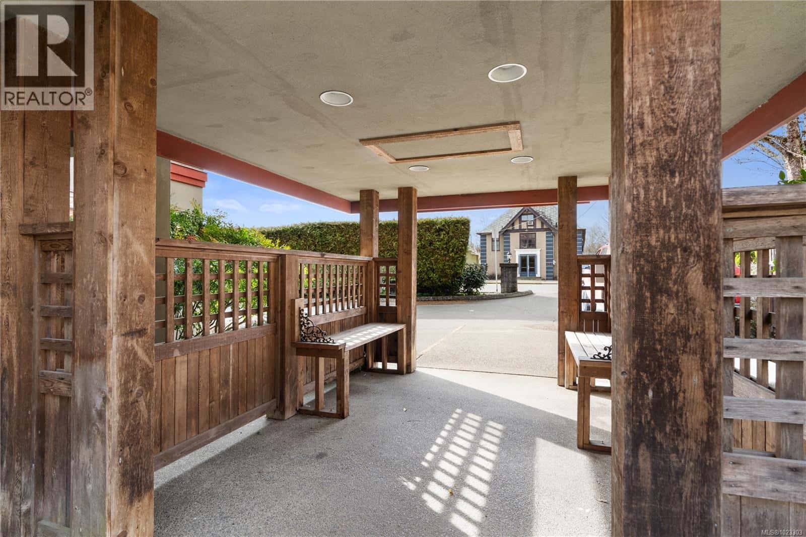 110 330 Brae Rd — Duncan, British Columbia - Photo 4 of 22