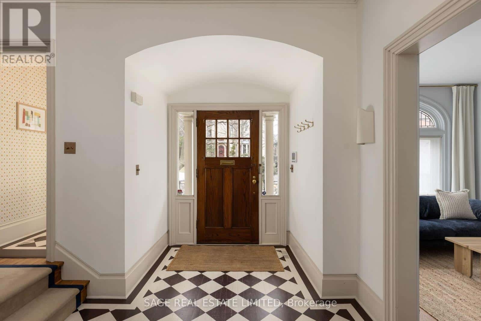 104 PARK ROAD — Toronto (Rosedale-Moore Park), Ontario - Photo 3 of 50