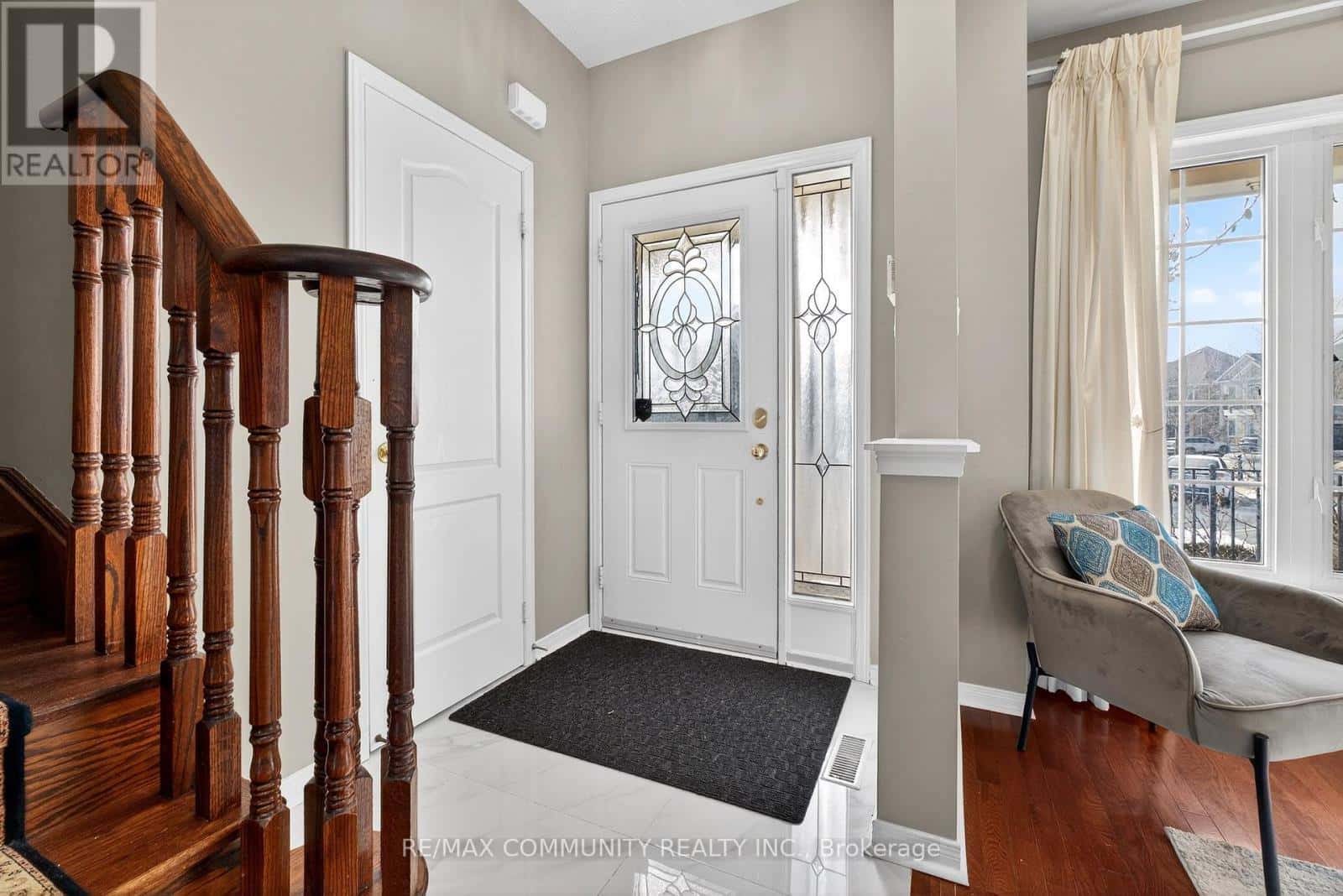 19 ABRAHAM COURT — Ajax (Northeast Ajax), Ontario - Photo 5 of 42