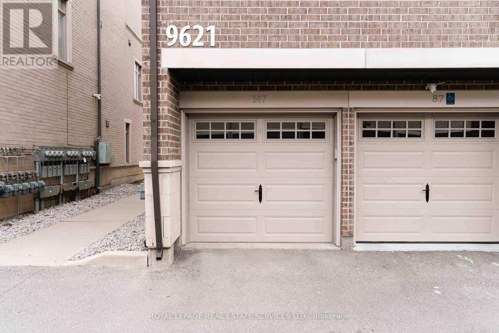 13 - 9621 JANE STREET — Vaughan (Maple), Ontario - Photo 5 of 41