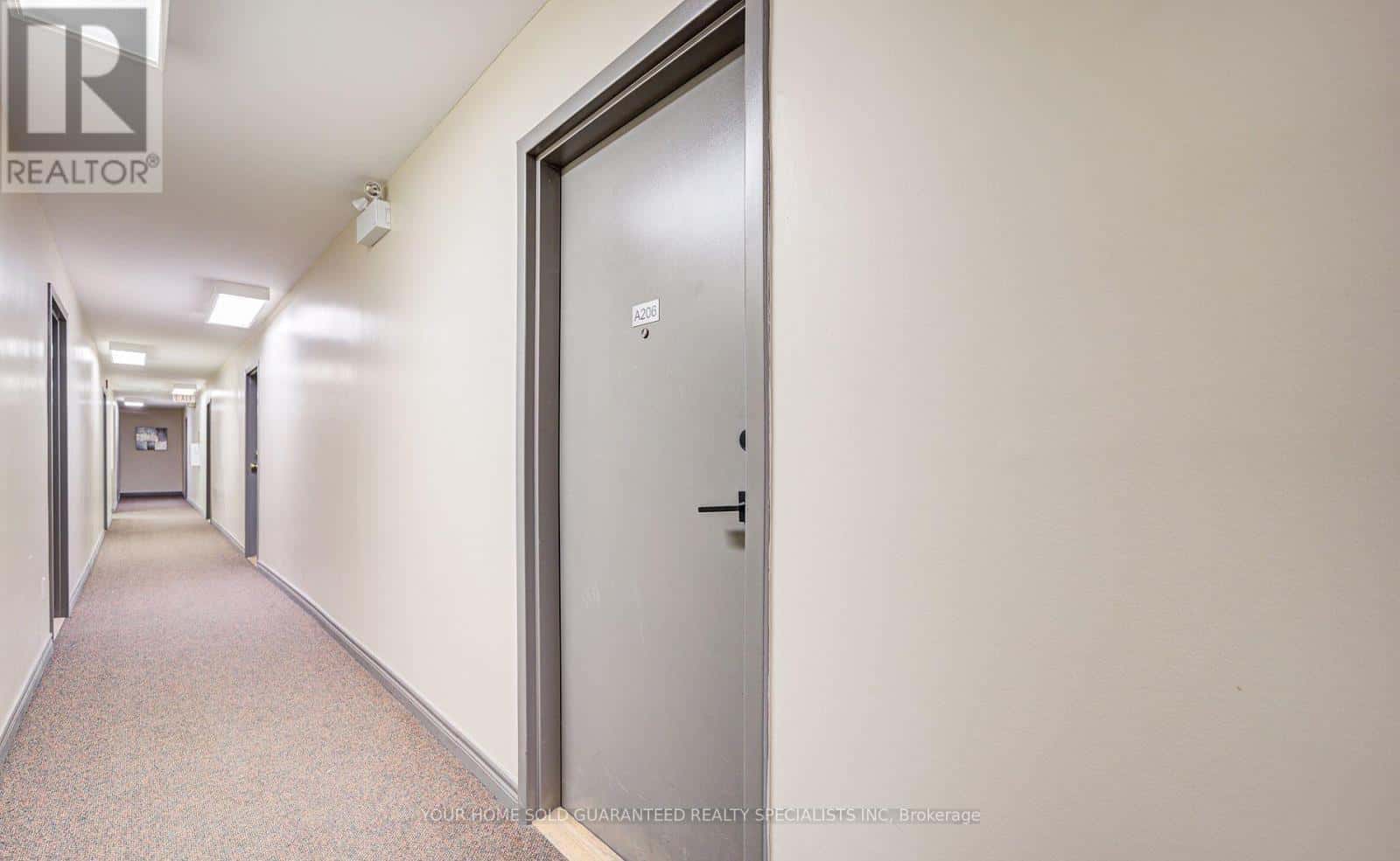 A206 - 15 CORNELL MEADOWS AVENUE — Markham (Cornell), Ontario - Photo 3 of 37