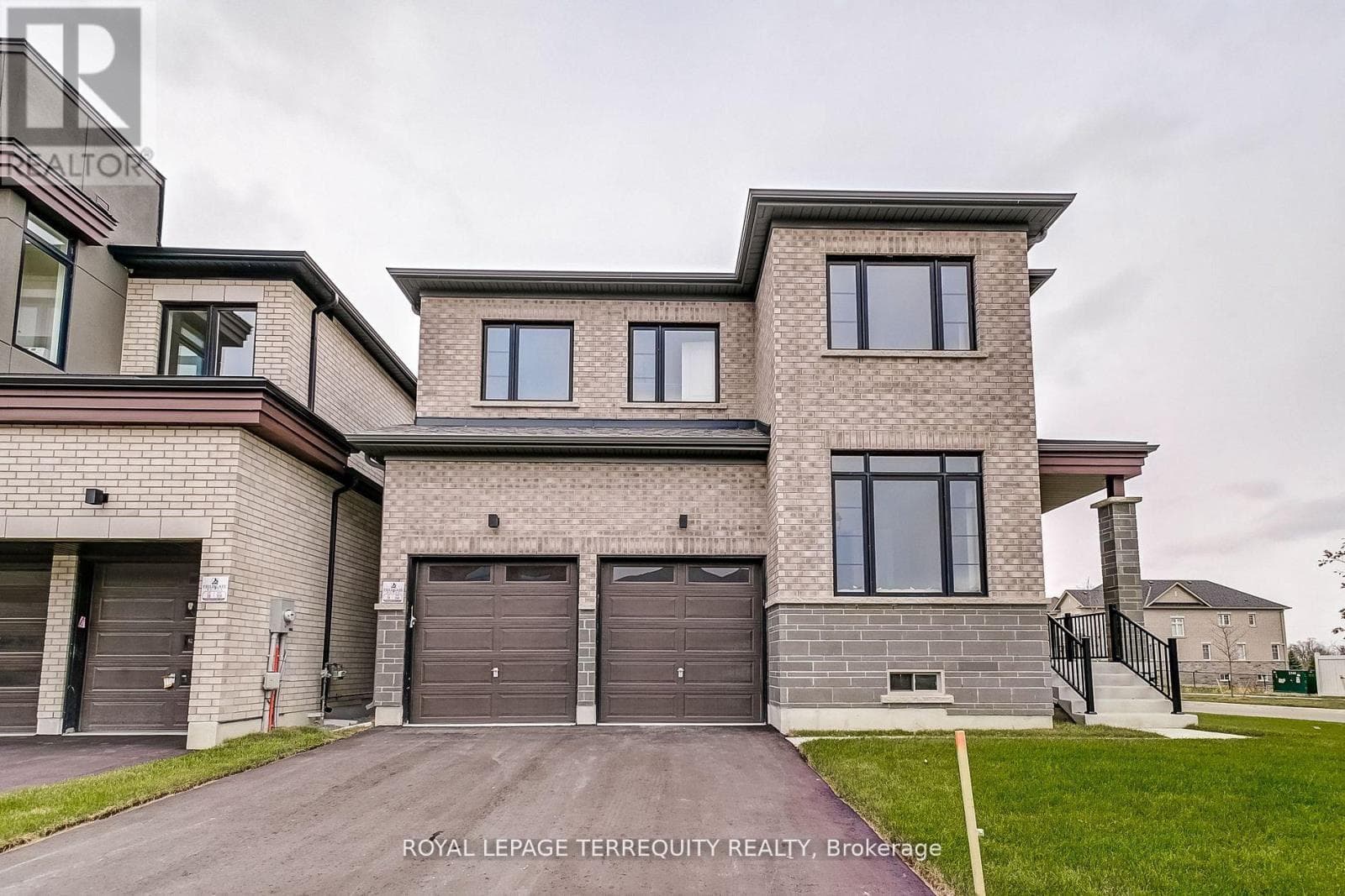 244 MCKEAN DRIVE — Whitchurch-Stouffville, Ontario - Main photo