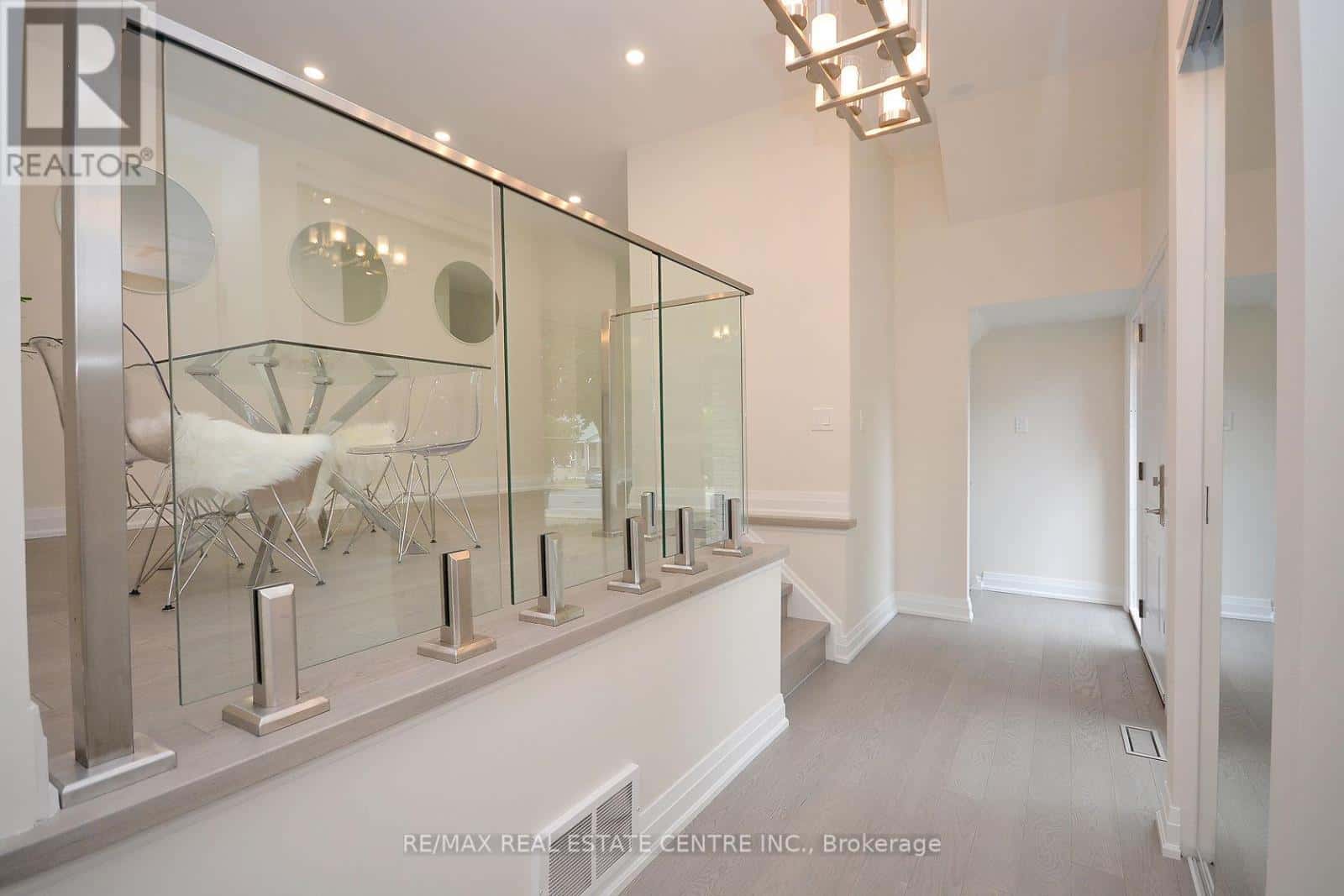 2912 ARVIDA CIRCLE — Mississauga (Meadowvale), Ontario - Photo 5 of 35