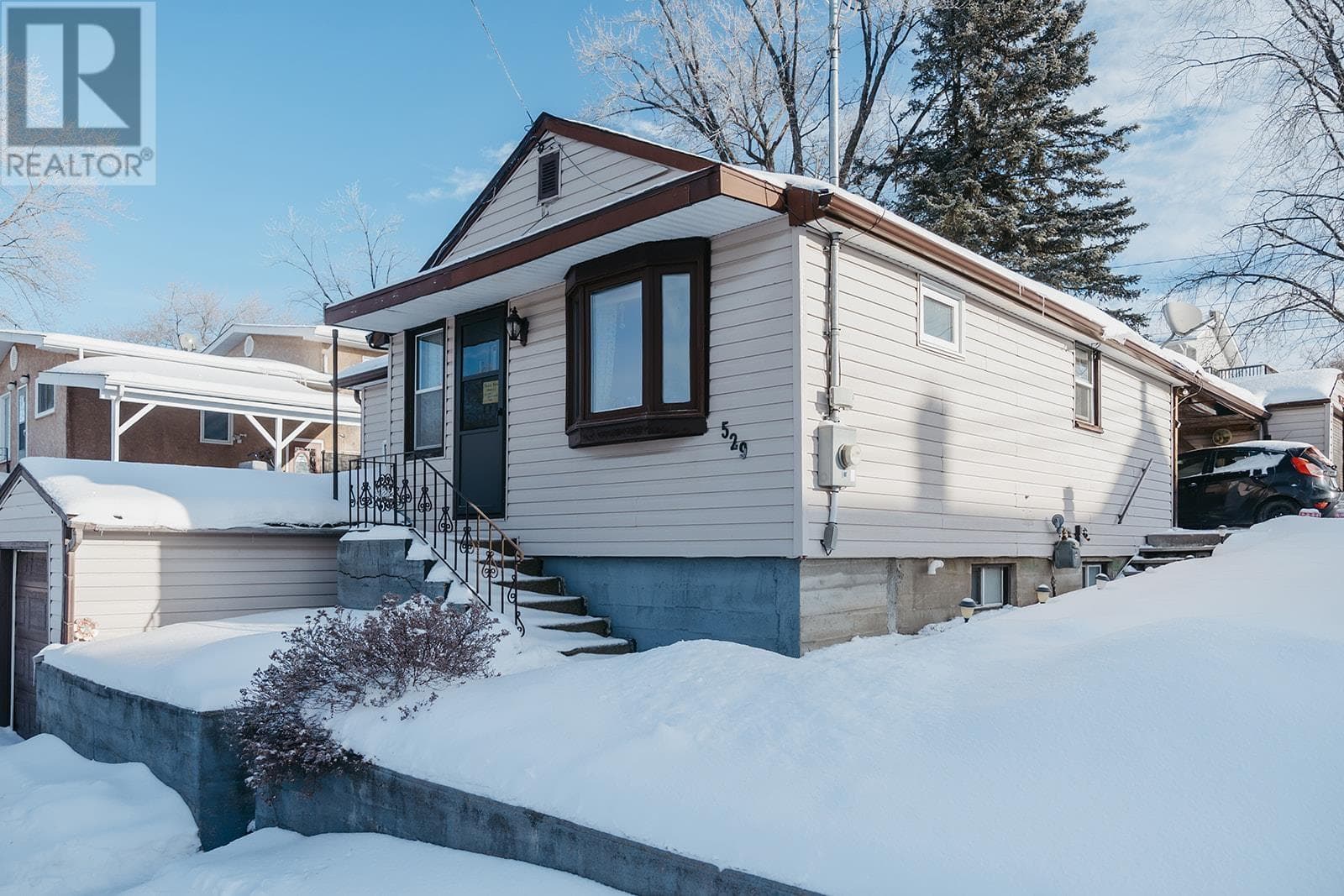 529 Fourth AVE S — Kenora, Ontario - Main photo