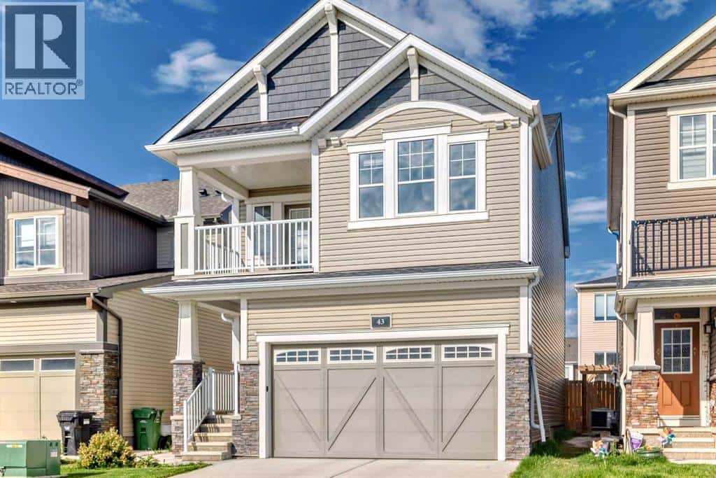 43 Carrington Crescent NW — Calgary, Alberta - Photo 2 of 36