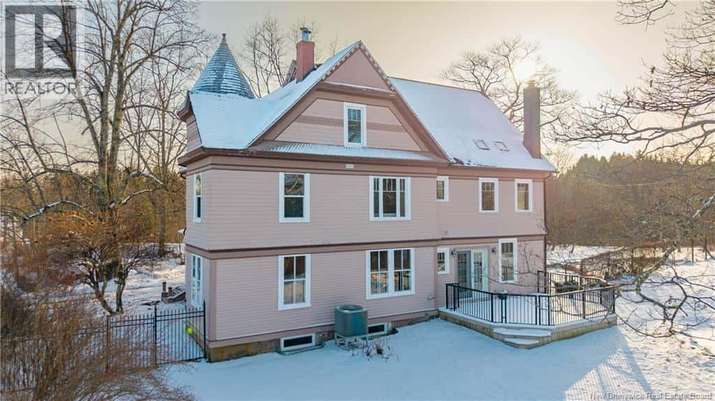 32 Campbell Hill Road — St George, New Brunswick - Photo 3 of 50