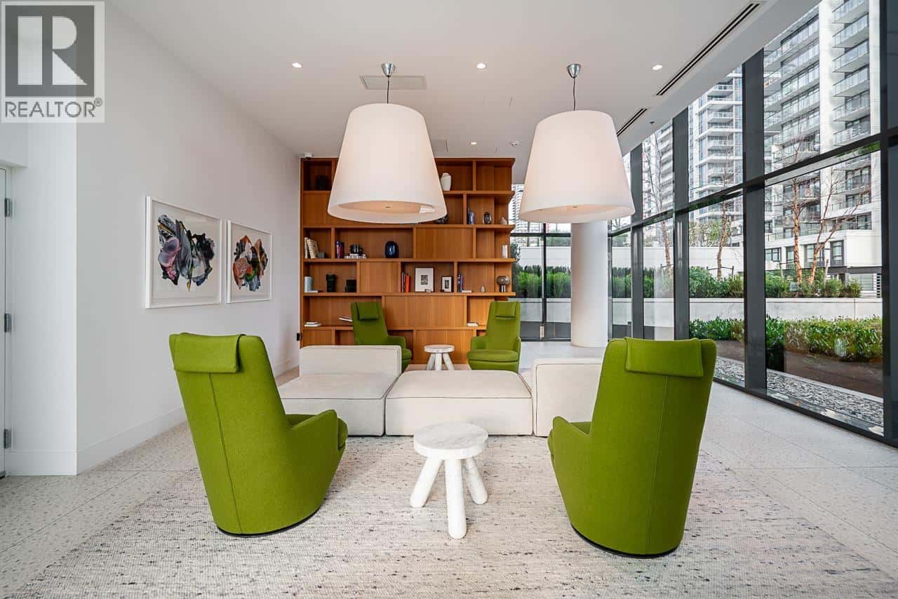 501 2425 ALPHA AVENUE — Burnaby, British Columbia - Photo 3 of 40