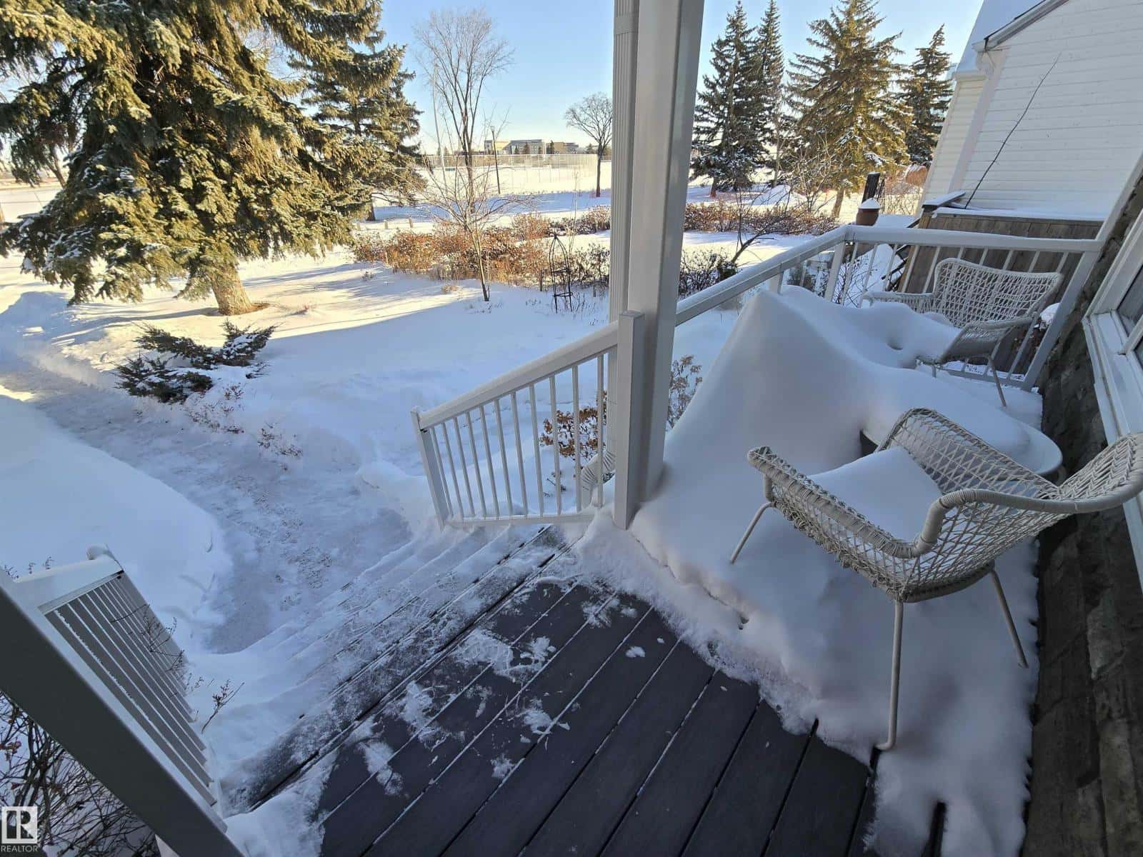 11303 113A AV NW NW — Edmonton, Alberta - Photo 2 of 48