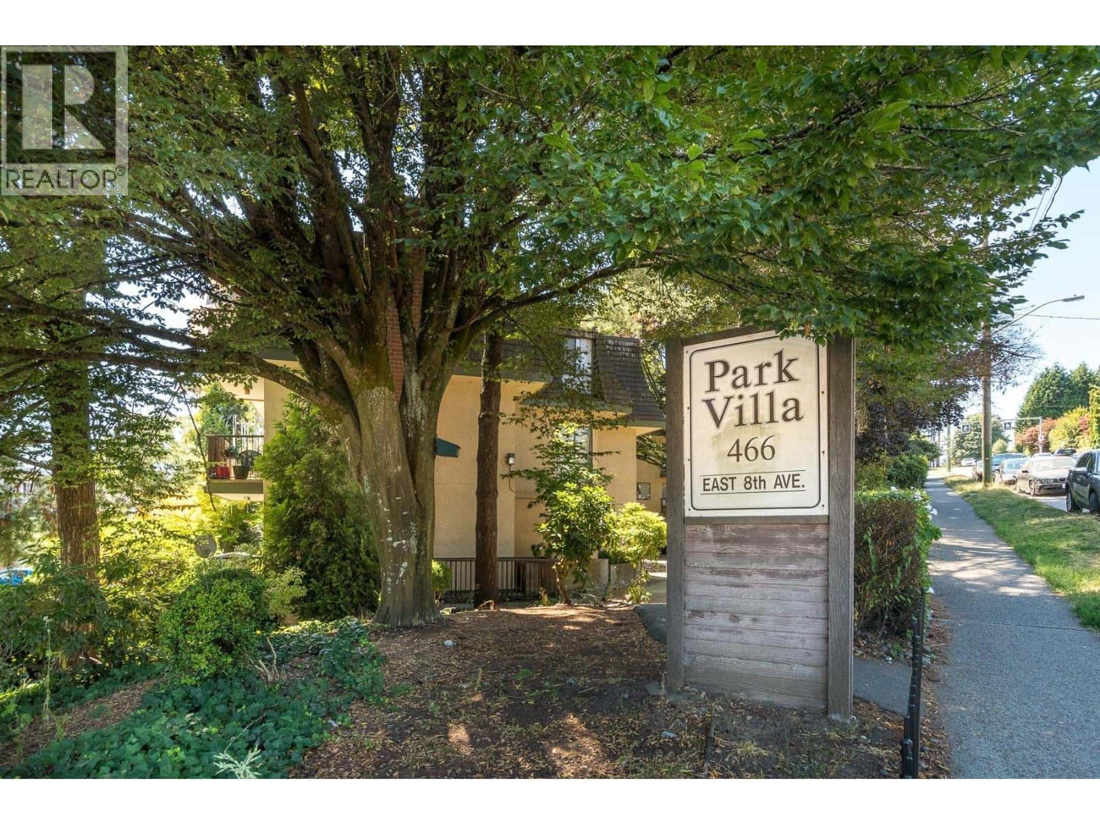 107 466 E EIGHTH AVENUE — New Westminster, British Columbia - Photo 3 of 3