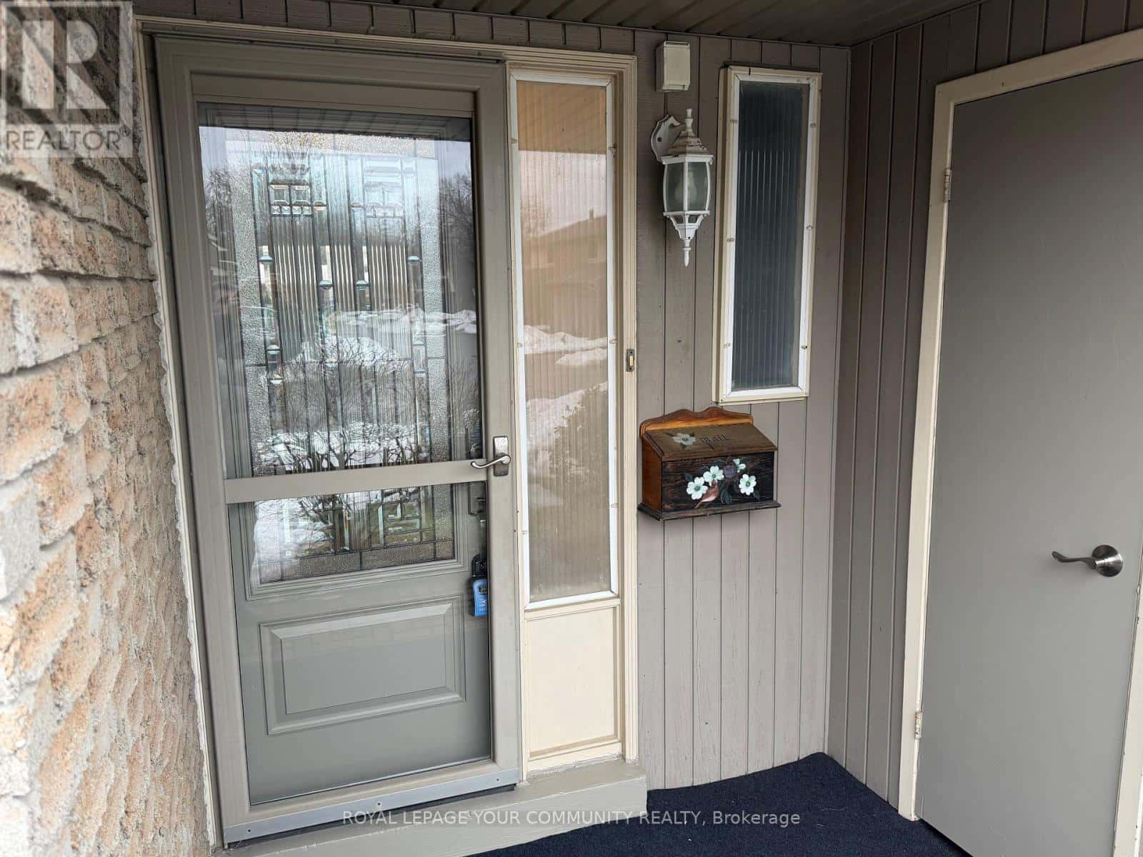 76 KNIGHTSBRIDGE WAY — Markham (Markham Village), Ontario - Photo 2 of 25