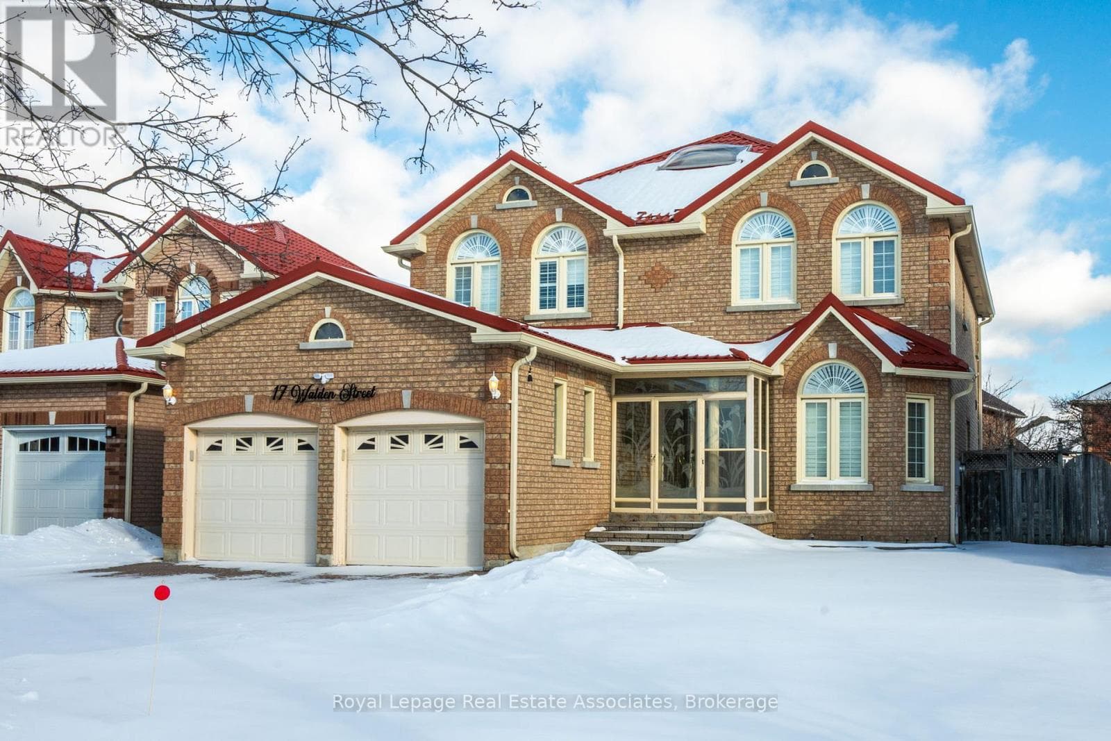 17 WALDEN STREET — Markham (Middlefield), Ontario - Main photo