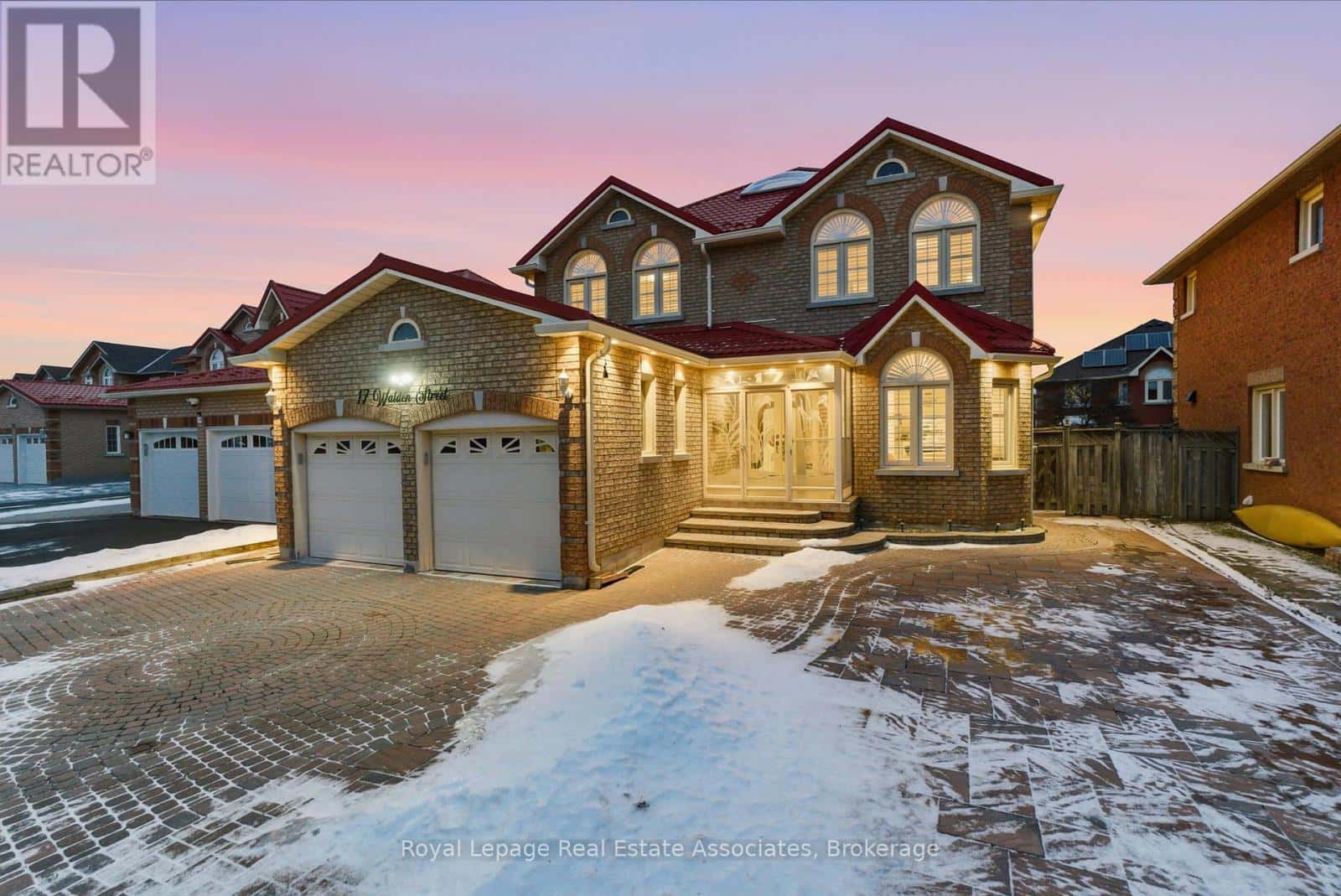 17 WALDEN STREET — Markham (Middlefield), Ontario - Photo 2 of 49