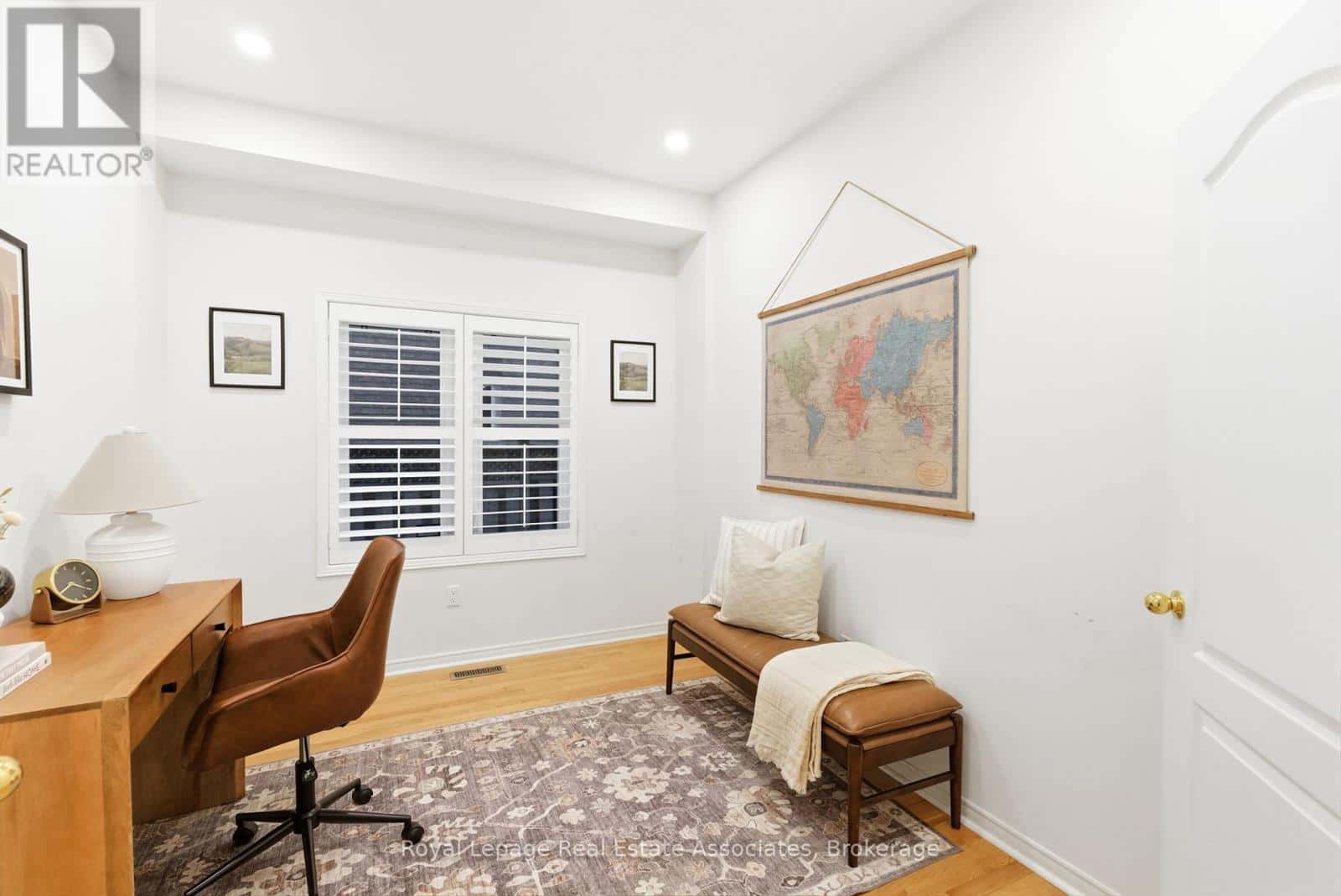 17 WALDEN STREET — Markham (Middlefield), Ontario - Photo 4 of 49