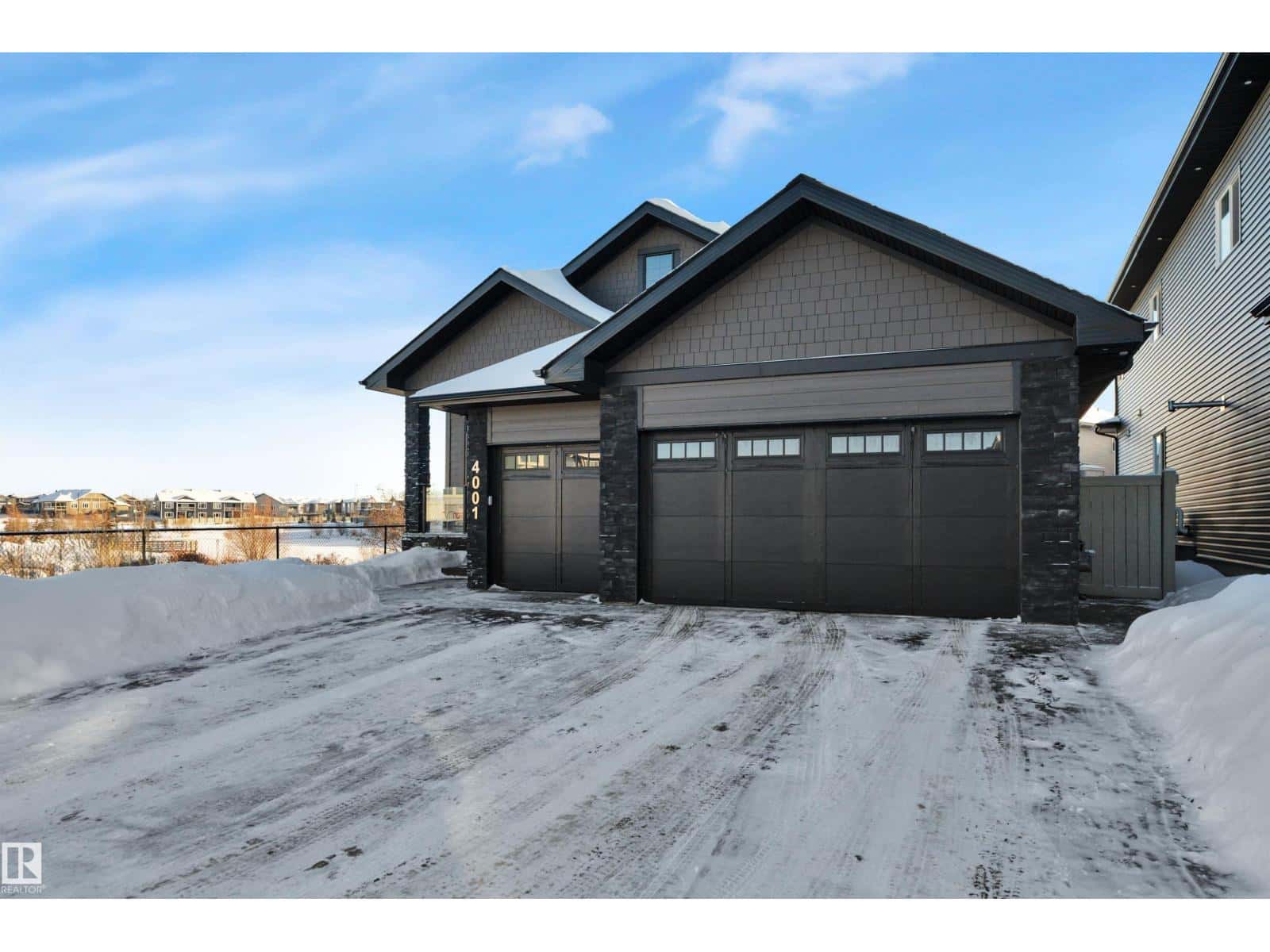 4001 47 AV — Beaumont, Alberta - Photo 3 of 75