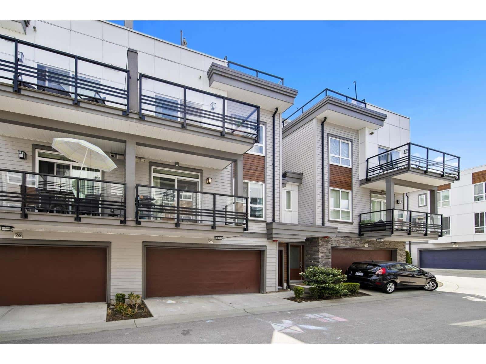 25 7947 209 STREET — Langley, British Columbia - Photo 3 of 40