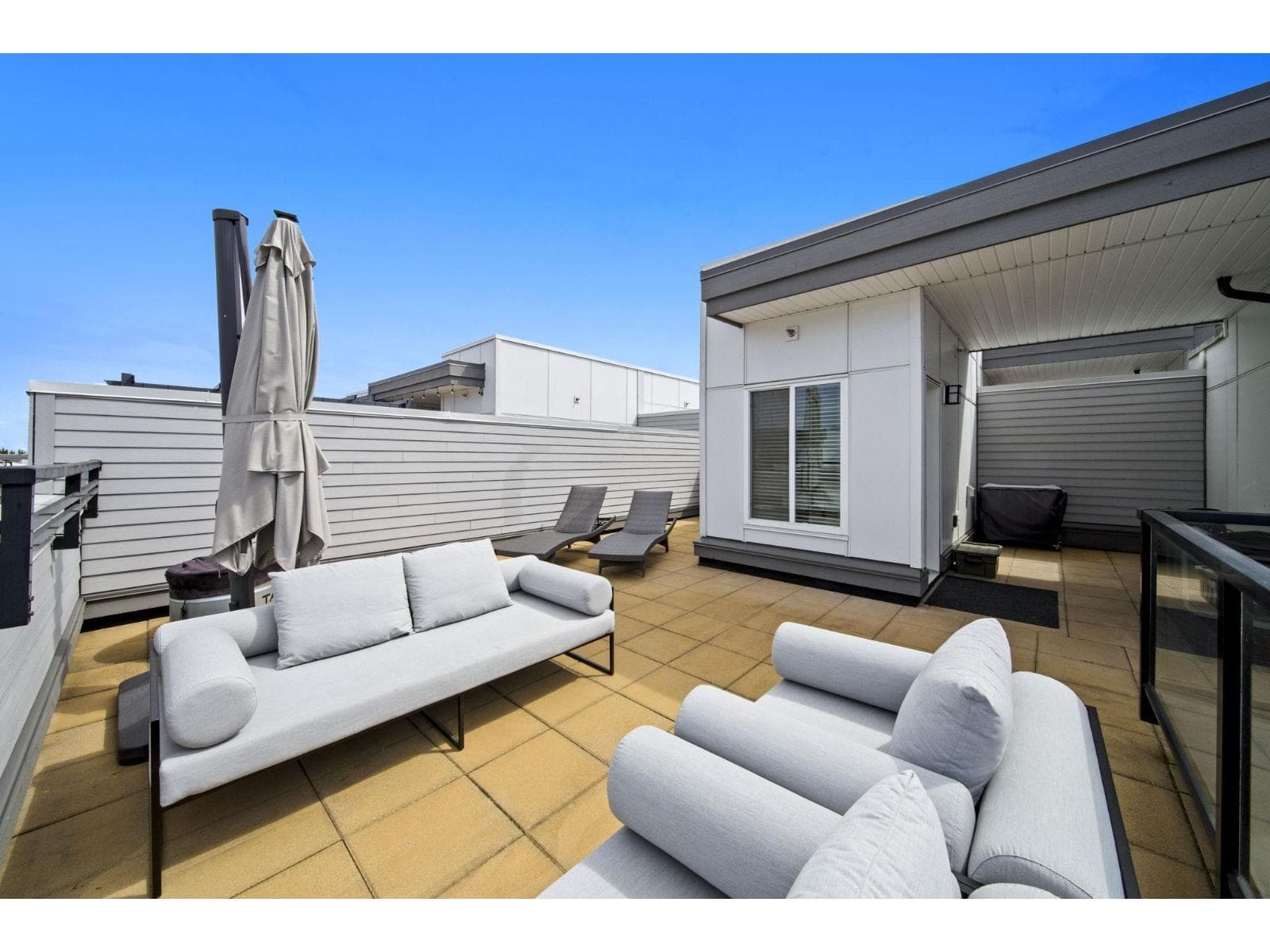 25 7947 209 STREET — Langley, British Columbia - Main photo