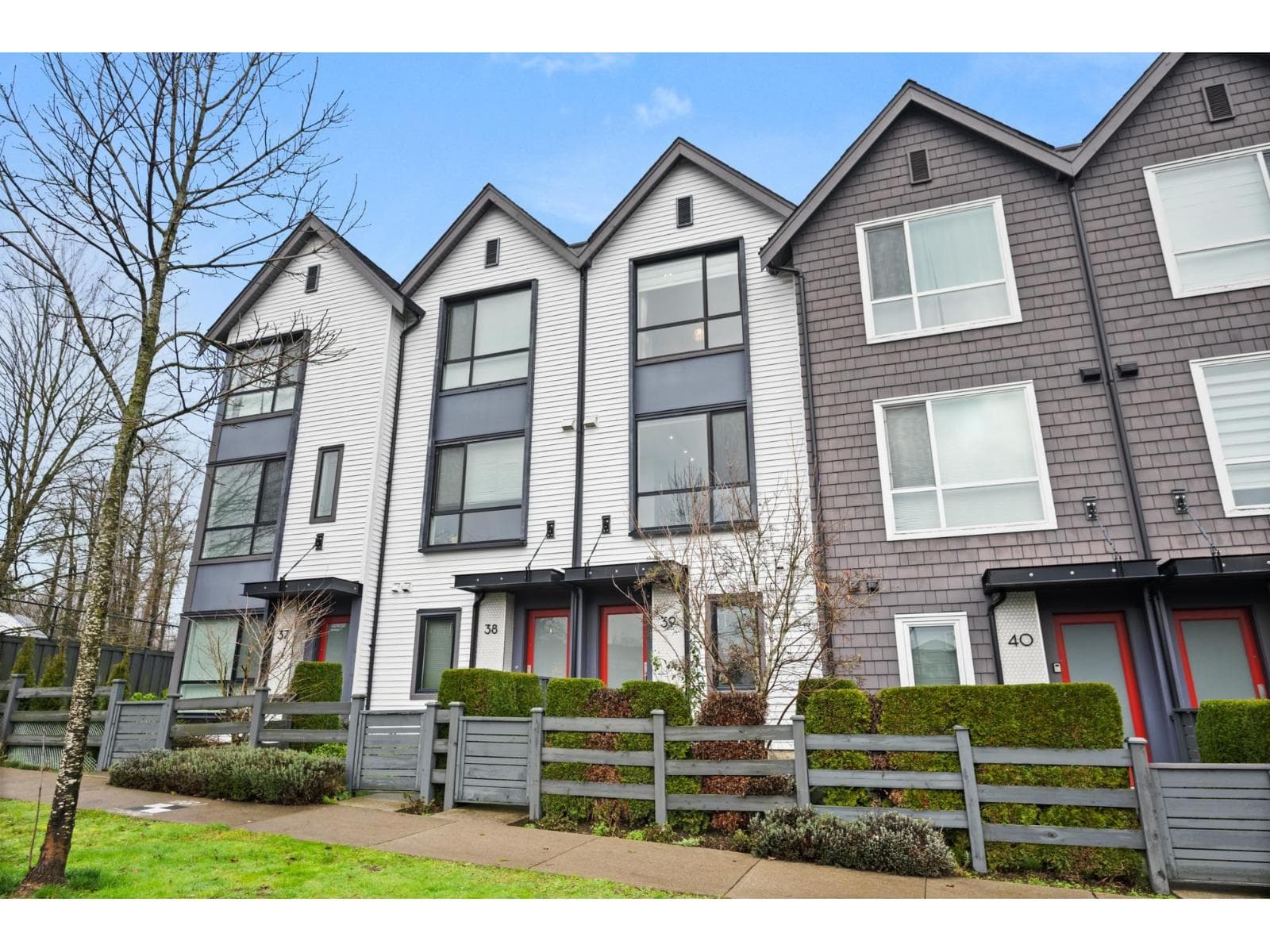 39 19159 WATKINS DRIVE — Surrey, British Columbia - Main photo