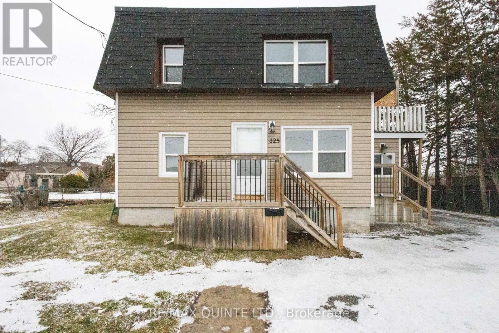 325 SIDNEY STREET — Belleville (Belleville Ward), Ontario - Main photo